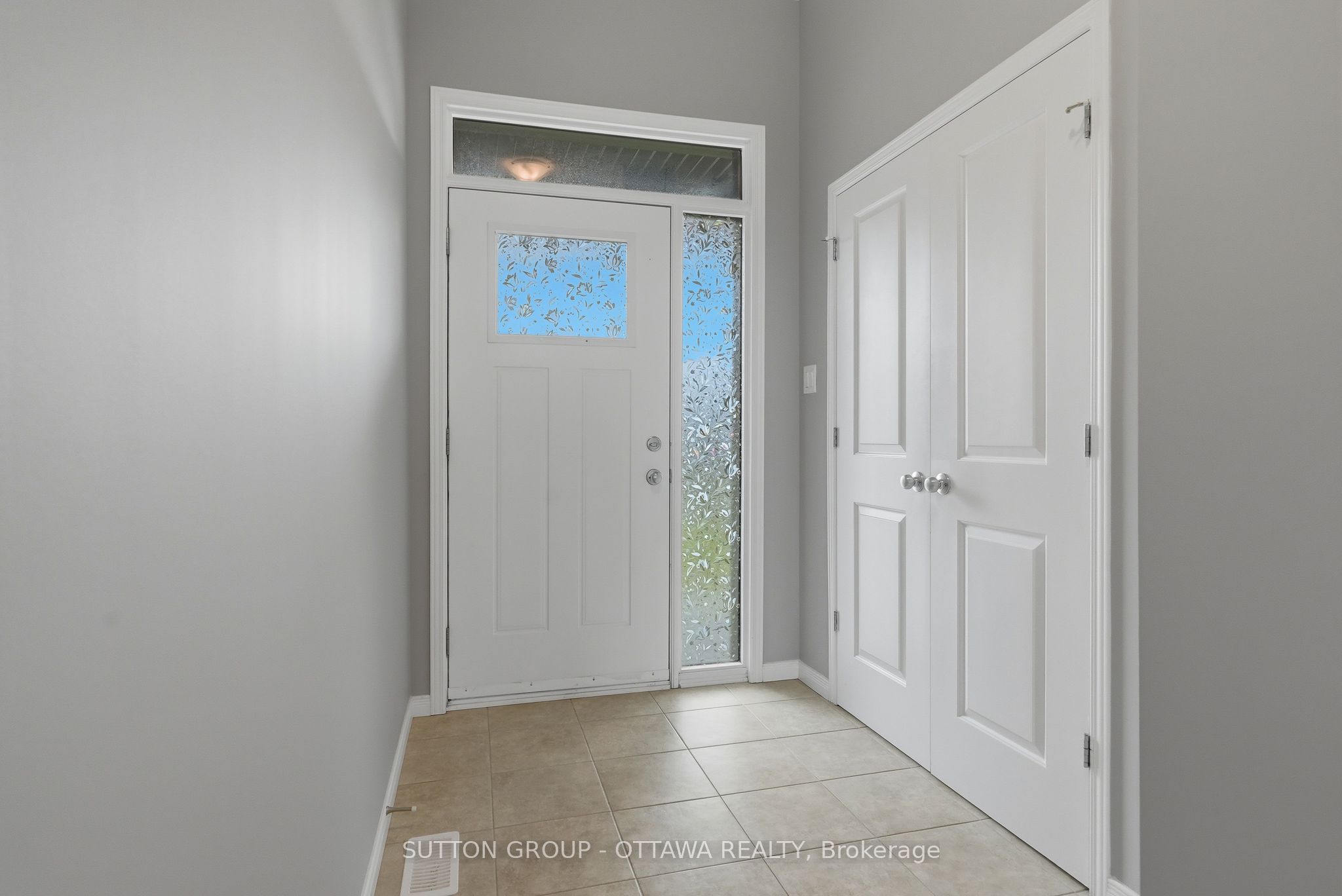 196 Jardiniere Street, Stittsville - Munster - Richmond, ON K2S 2K2 photo 2