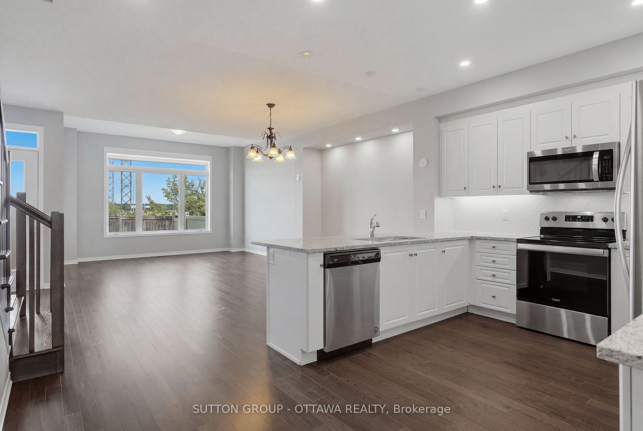 196 Jardiniere Street, Stittsville - Munster - Richmond, ON K2S 2K2 photo 3