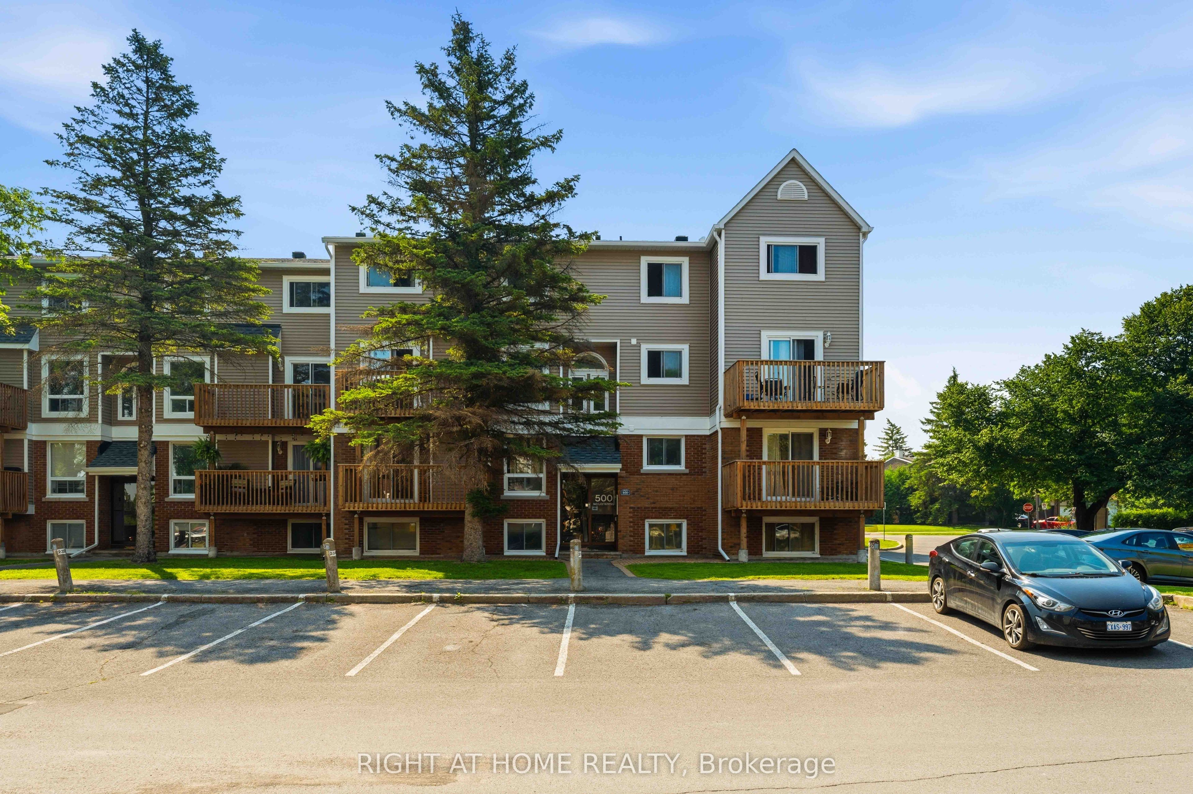500 FENERTY Court 3, Kanata, ON K2L 3B1 photo 2