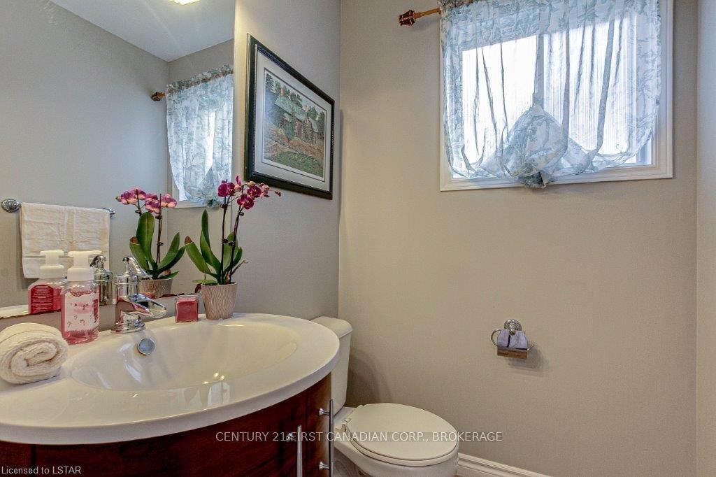 91 MEADOWRIDGE Road, London North, ON N6H 5E6 photo 4
