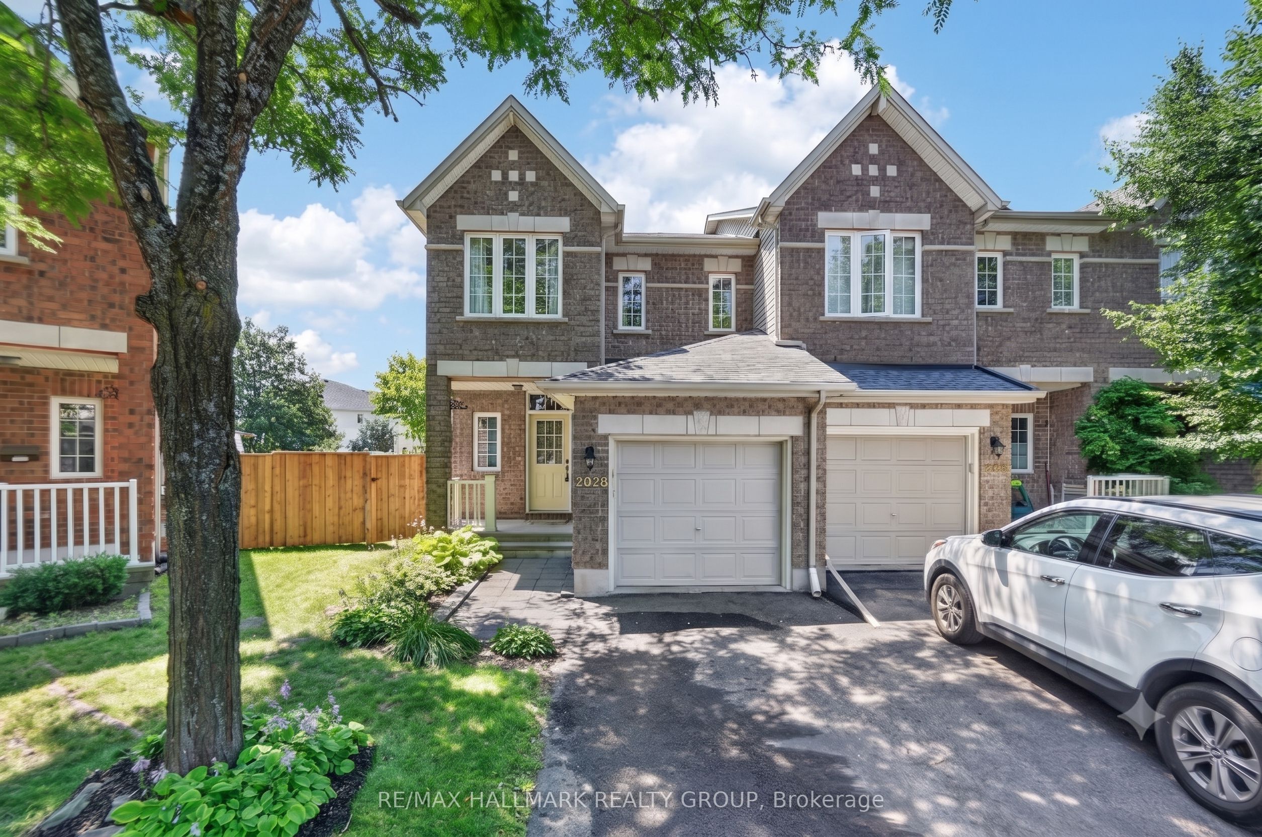 2028 MELETTE Crescent, Orleans - Cumberland and Area, ON K4A 4X1 photo 3