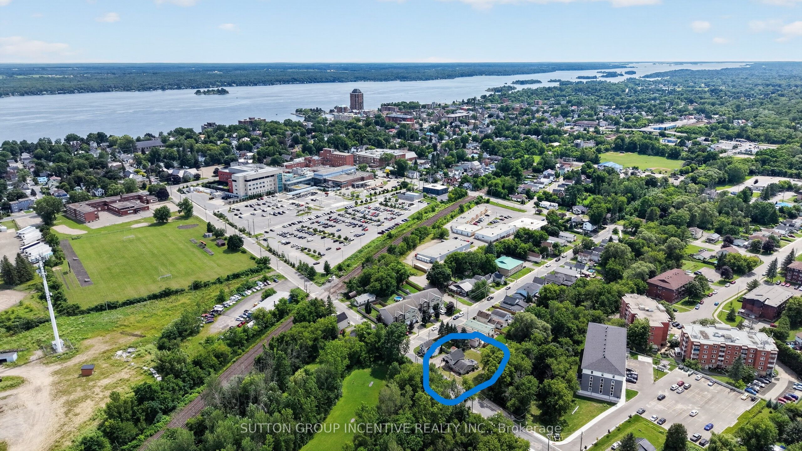 190 Bartholomew Street, Brockville, ON K6V 2S6 photo 3