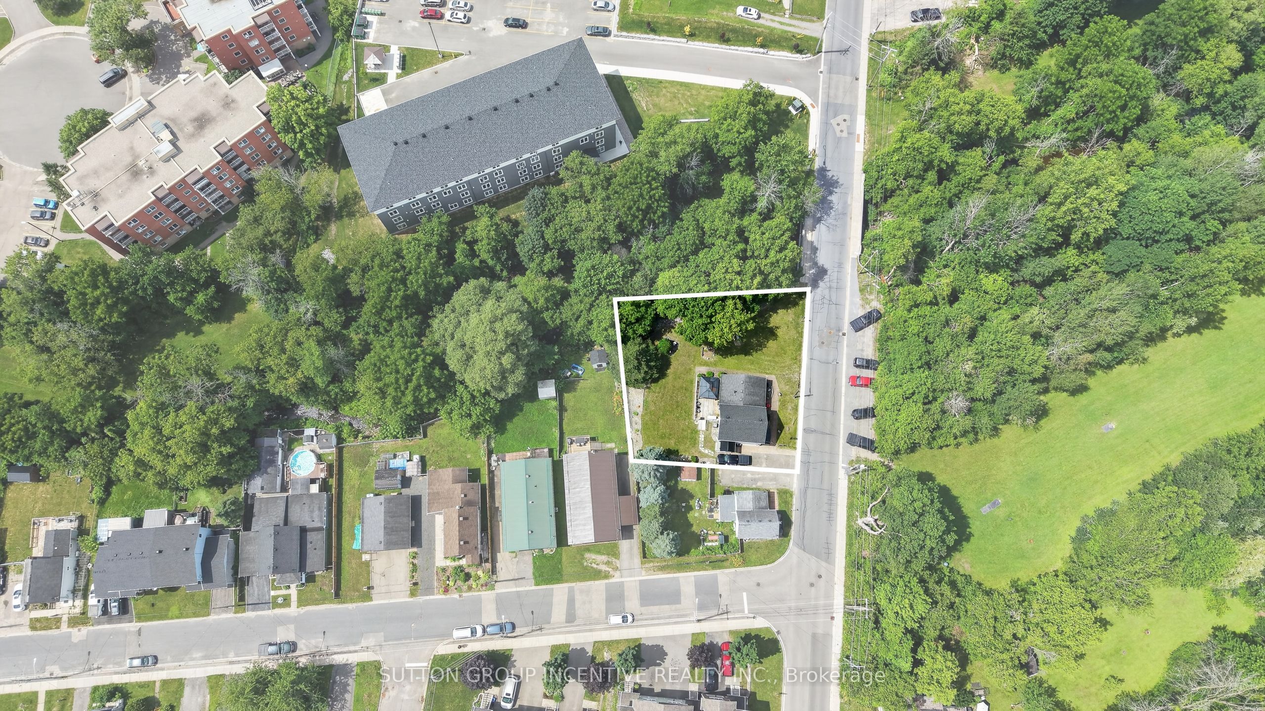 190 Bartholomew Street, Brockville, ON K6V 2S6 photo 4