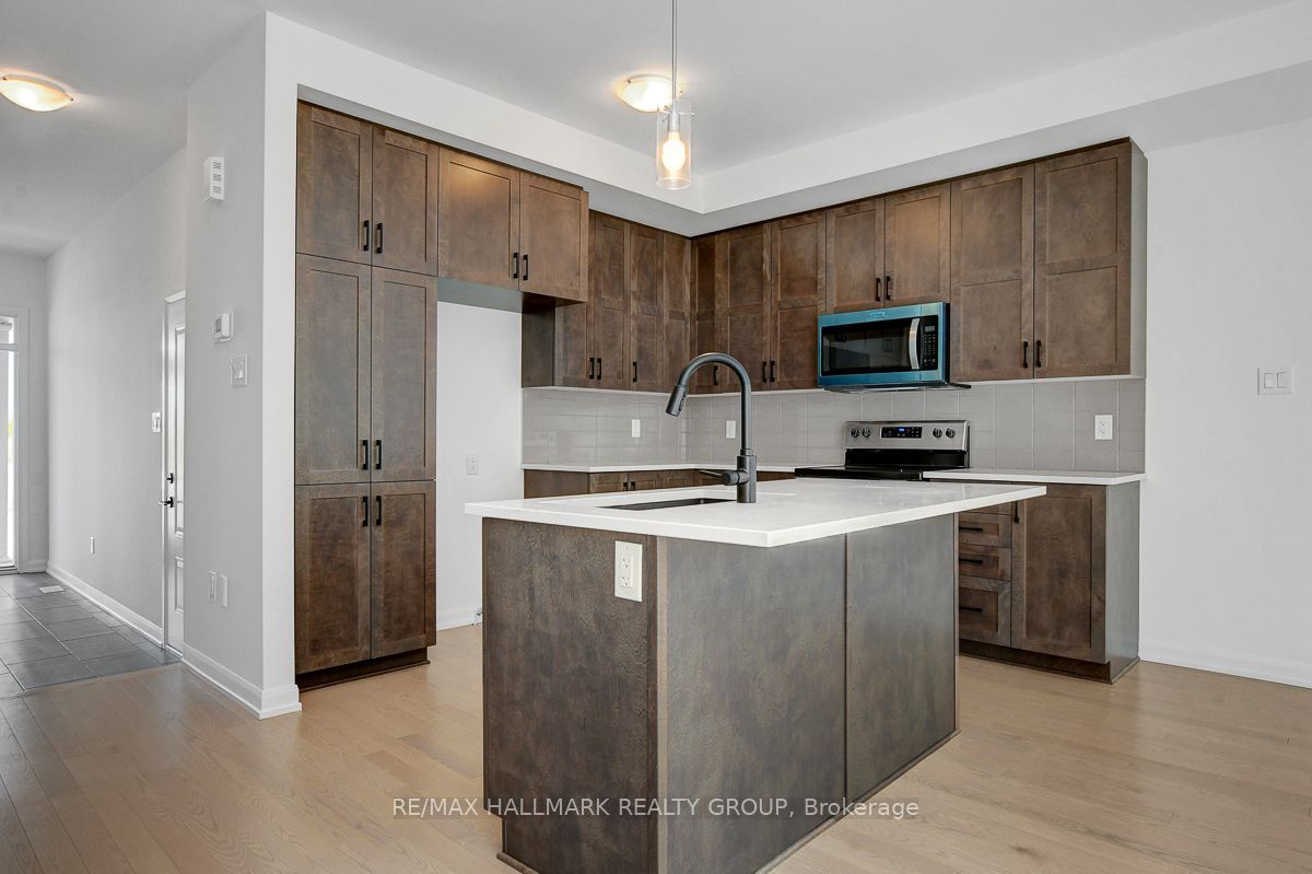 281 Shale Street, Clarence-Rockland, ON K4K 0P4 photo 5