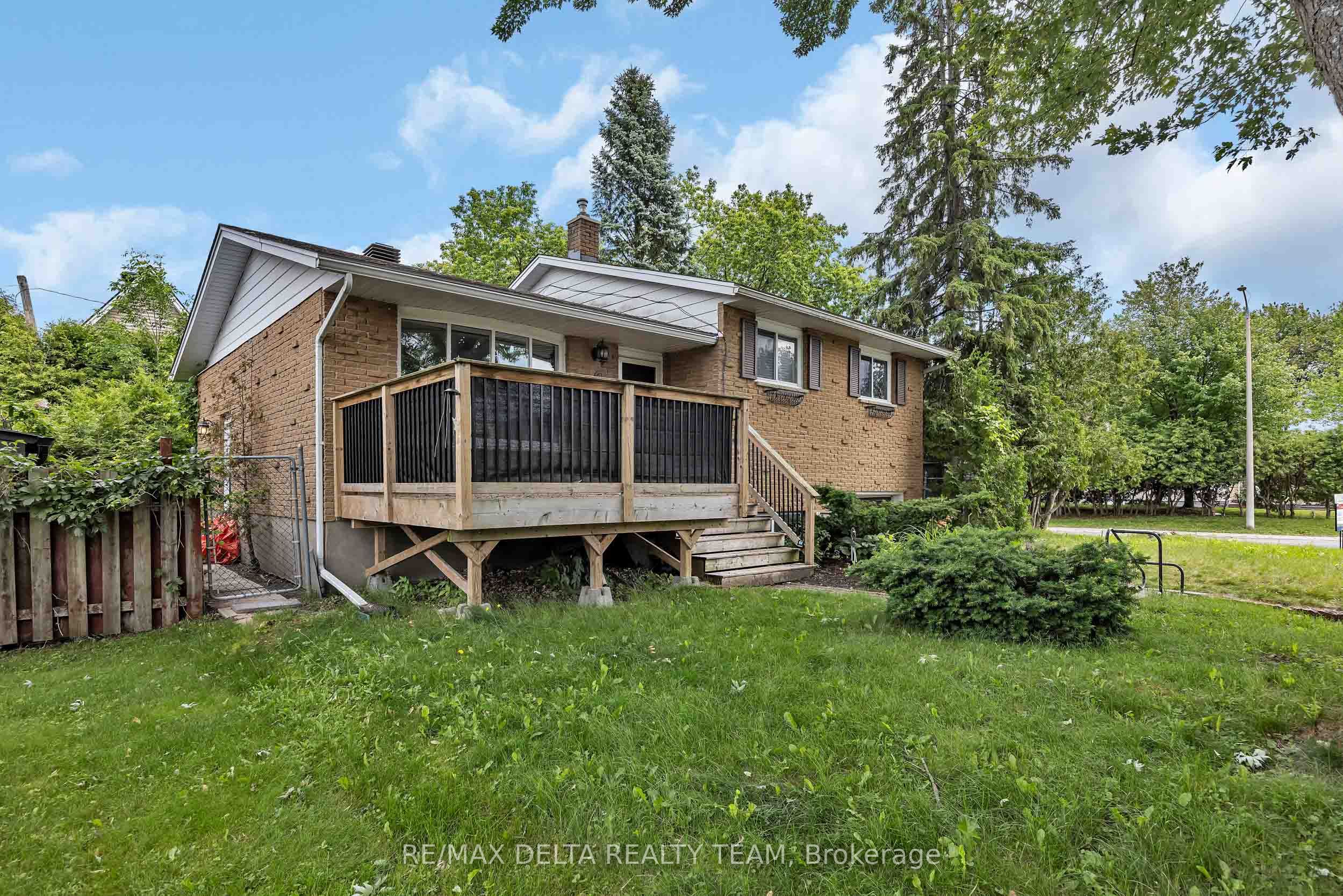 841 Balsam Drive, Orleans - Cumberland and Area, ON K1E 1B8 photo 4