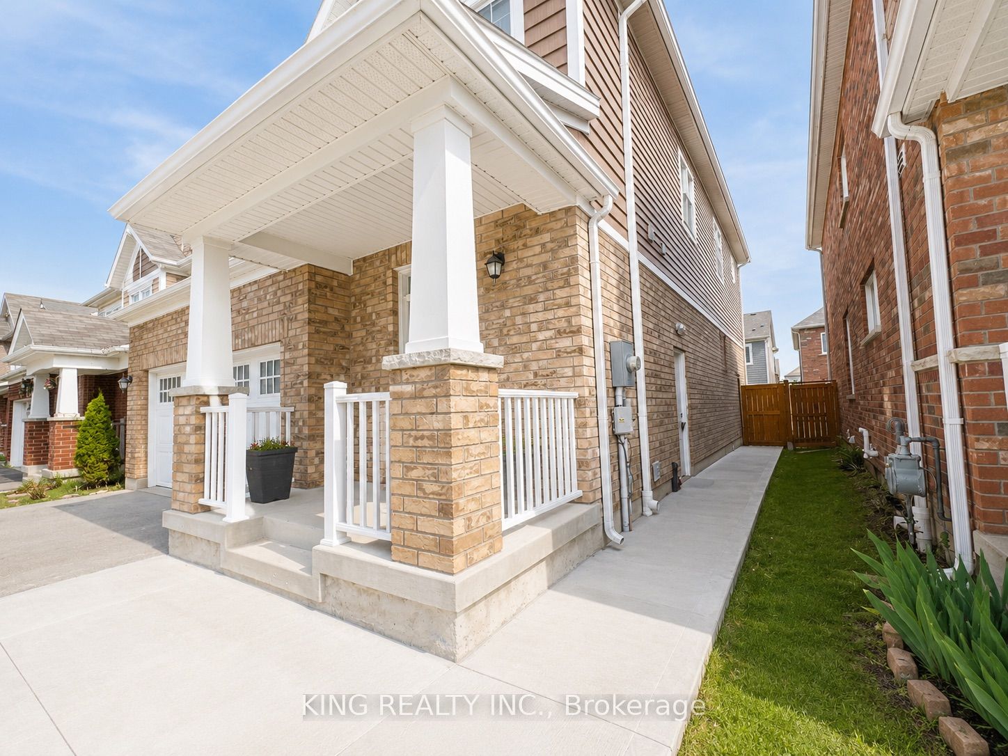 349 Grovehill Crescent Lower, Kitchener, ON N2R 0K8