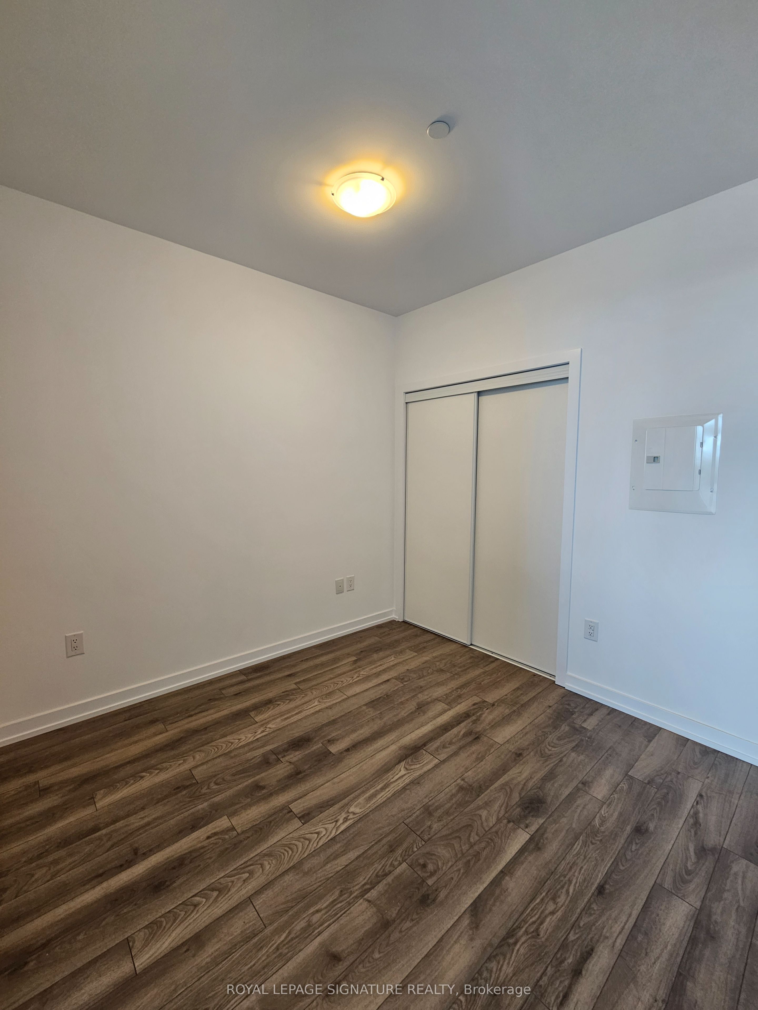 460 Dundas Street E 512, Hamilton, ON L8B 1Z2 photo 5