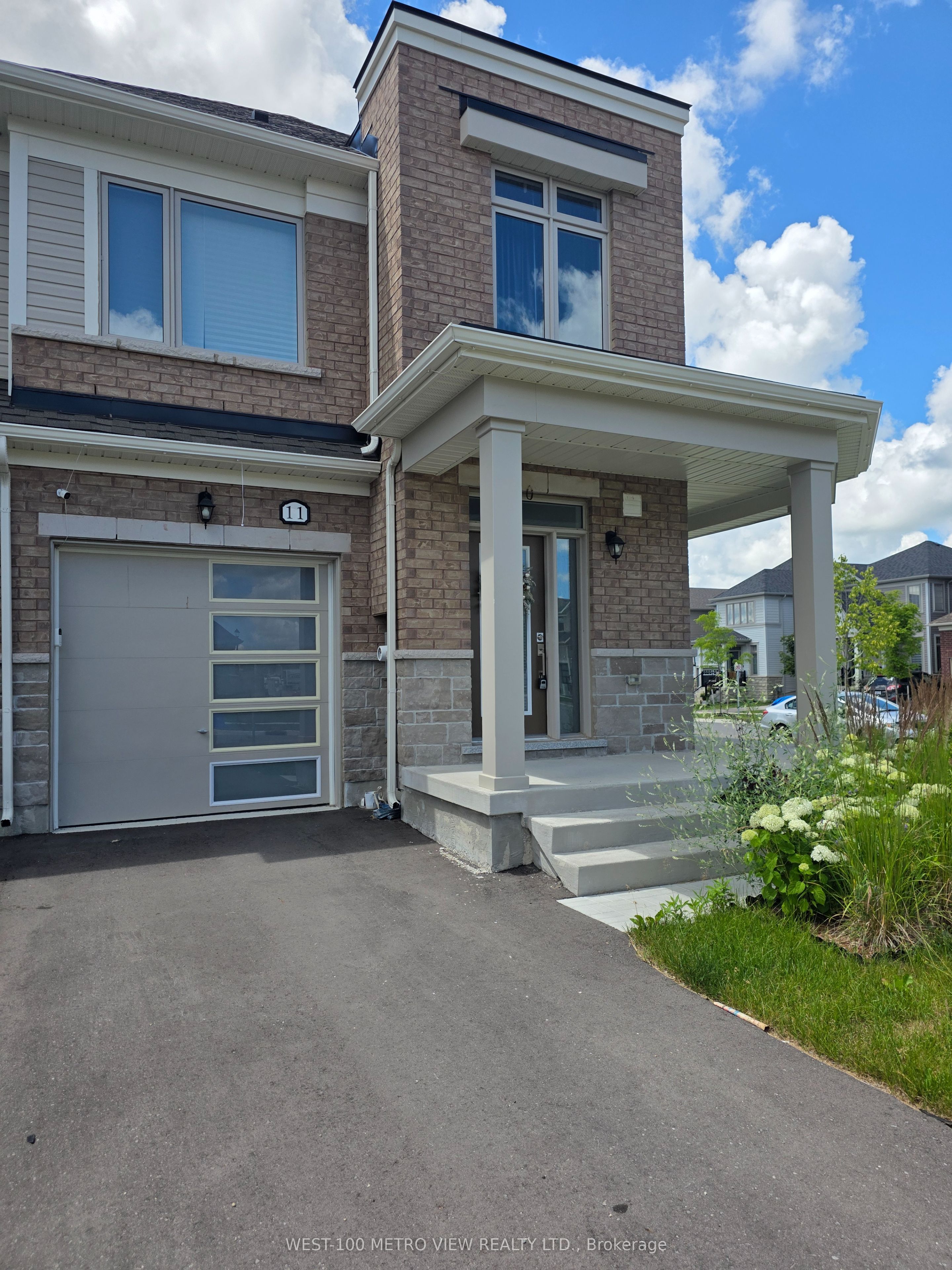 11 Edminston Drive, Centre Wellington, ON N1M 0J3