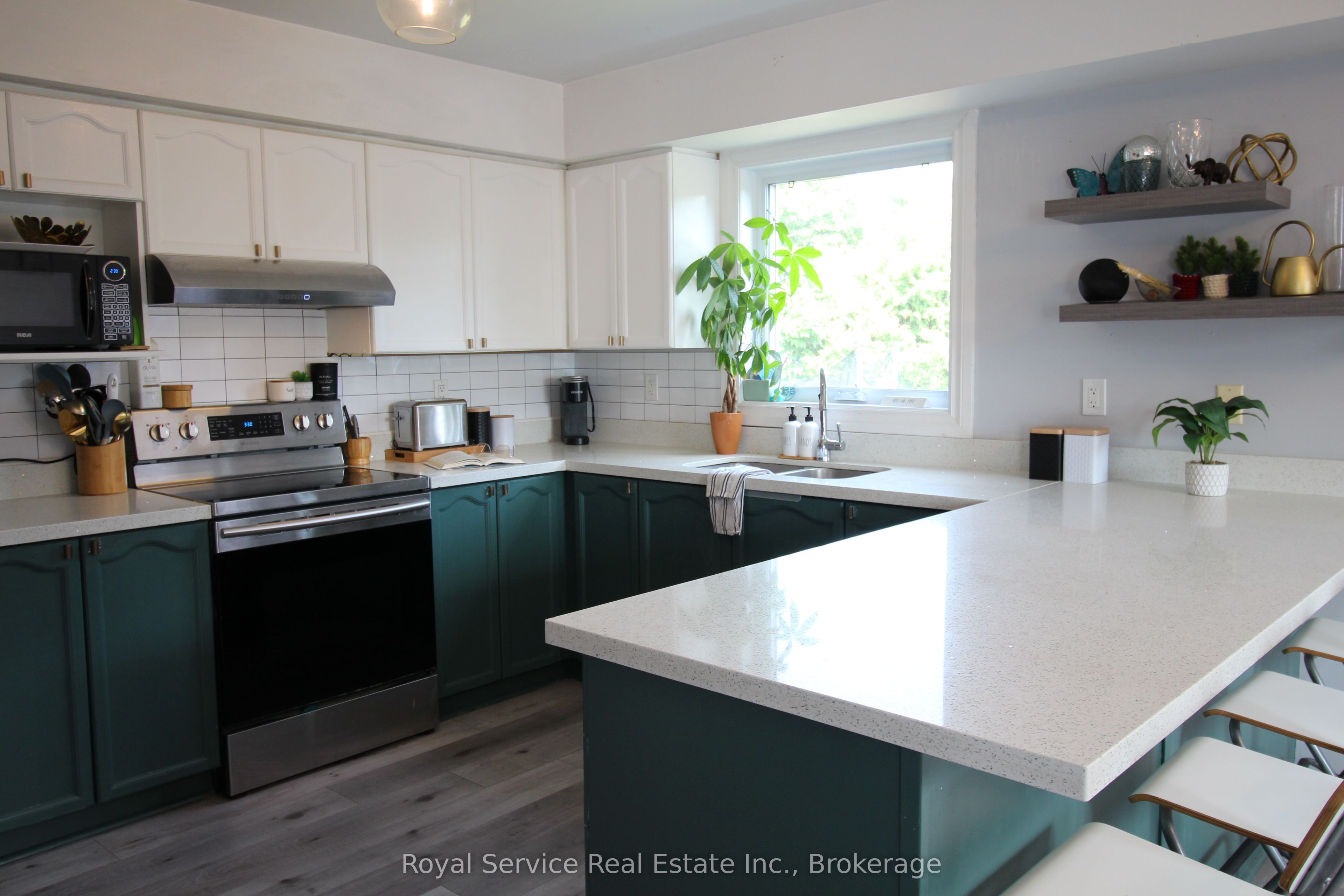 248 Ruttan Terrace, Cobourg, ON K9A 5X6 photo 2