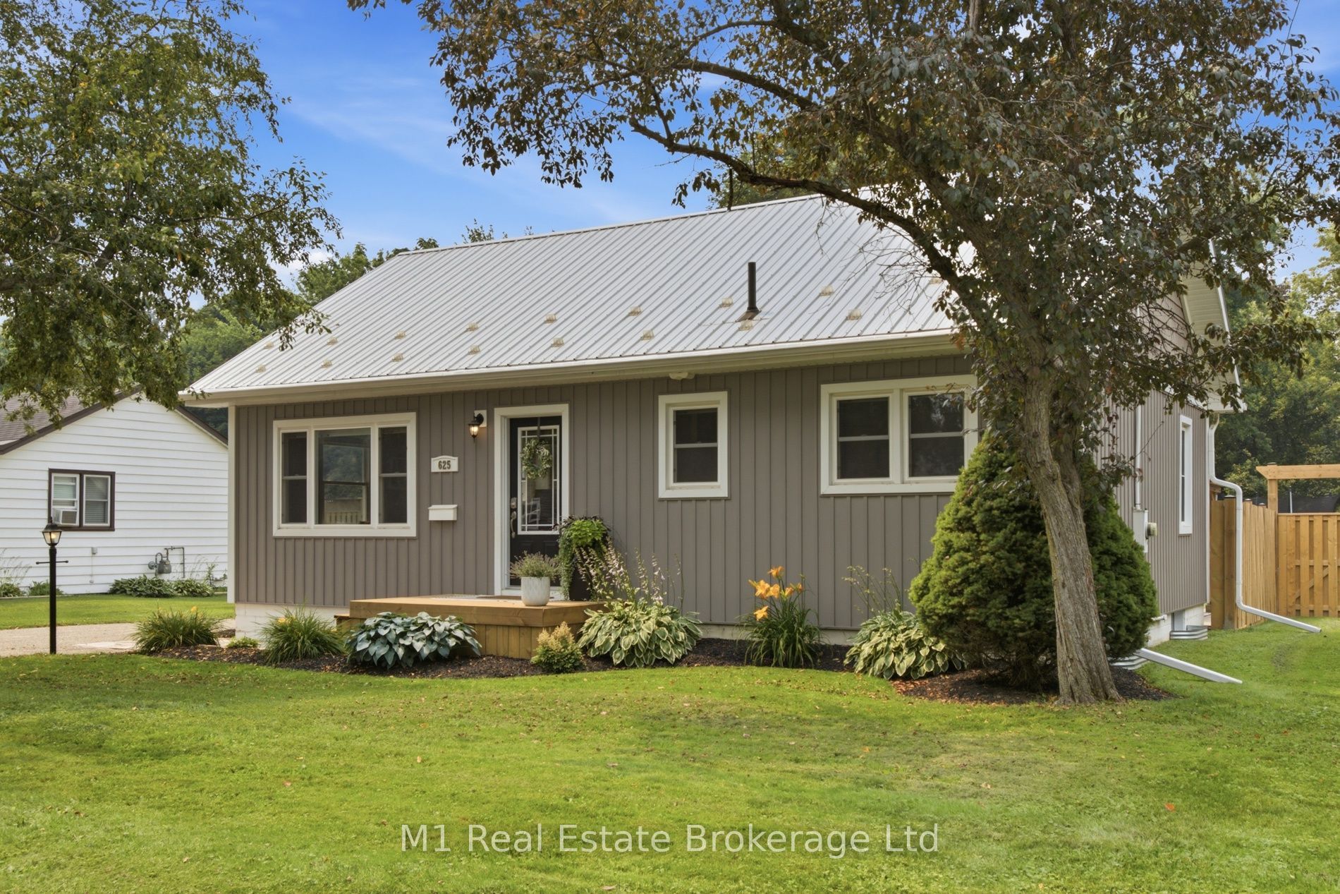 625 Woodside Street, Centre Wellington, ON N1M 2M4 photo 4