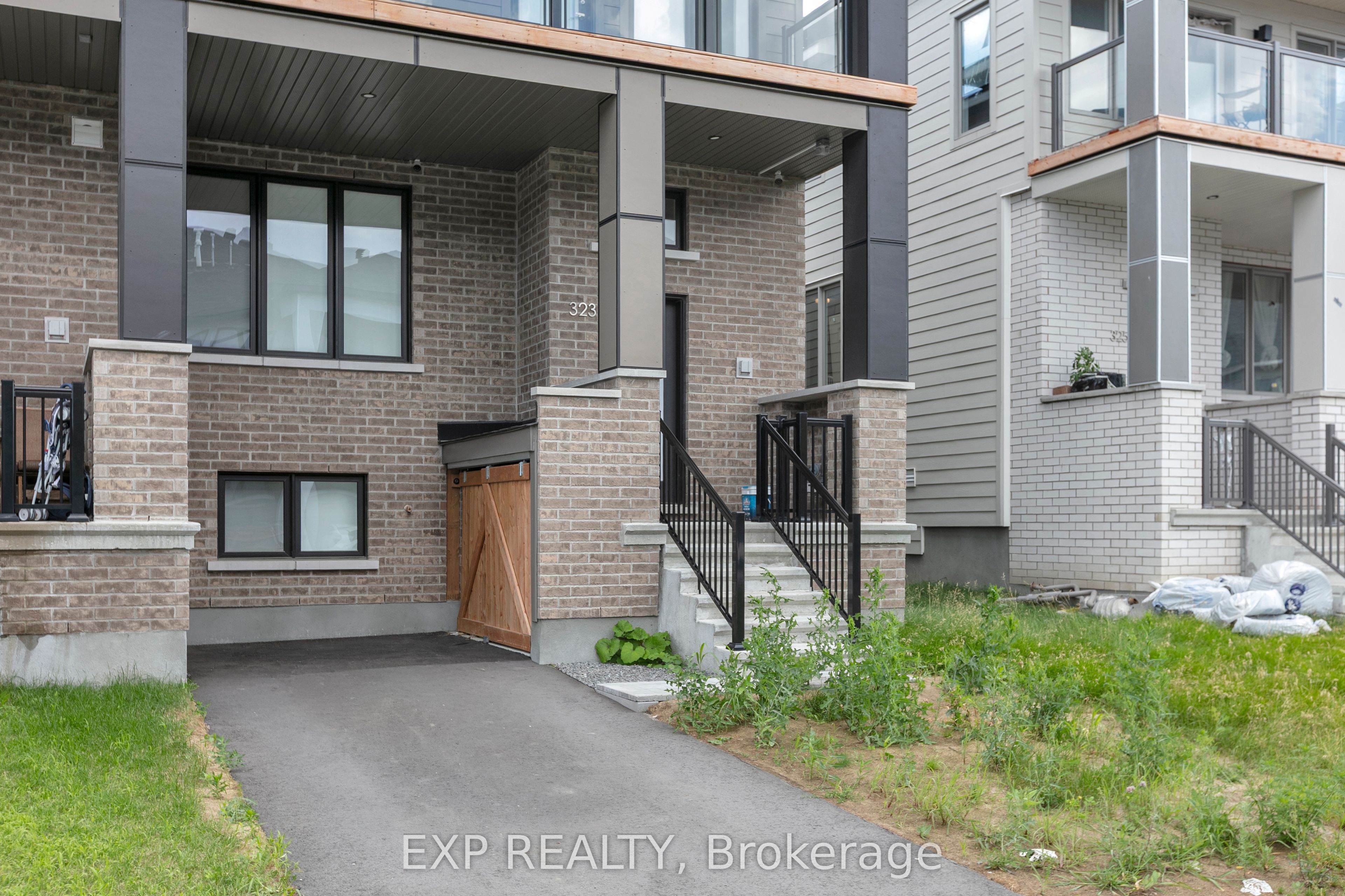 323 Catsfoot Walk, Barrhaven, ON K2J 7G9