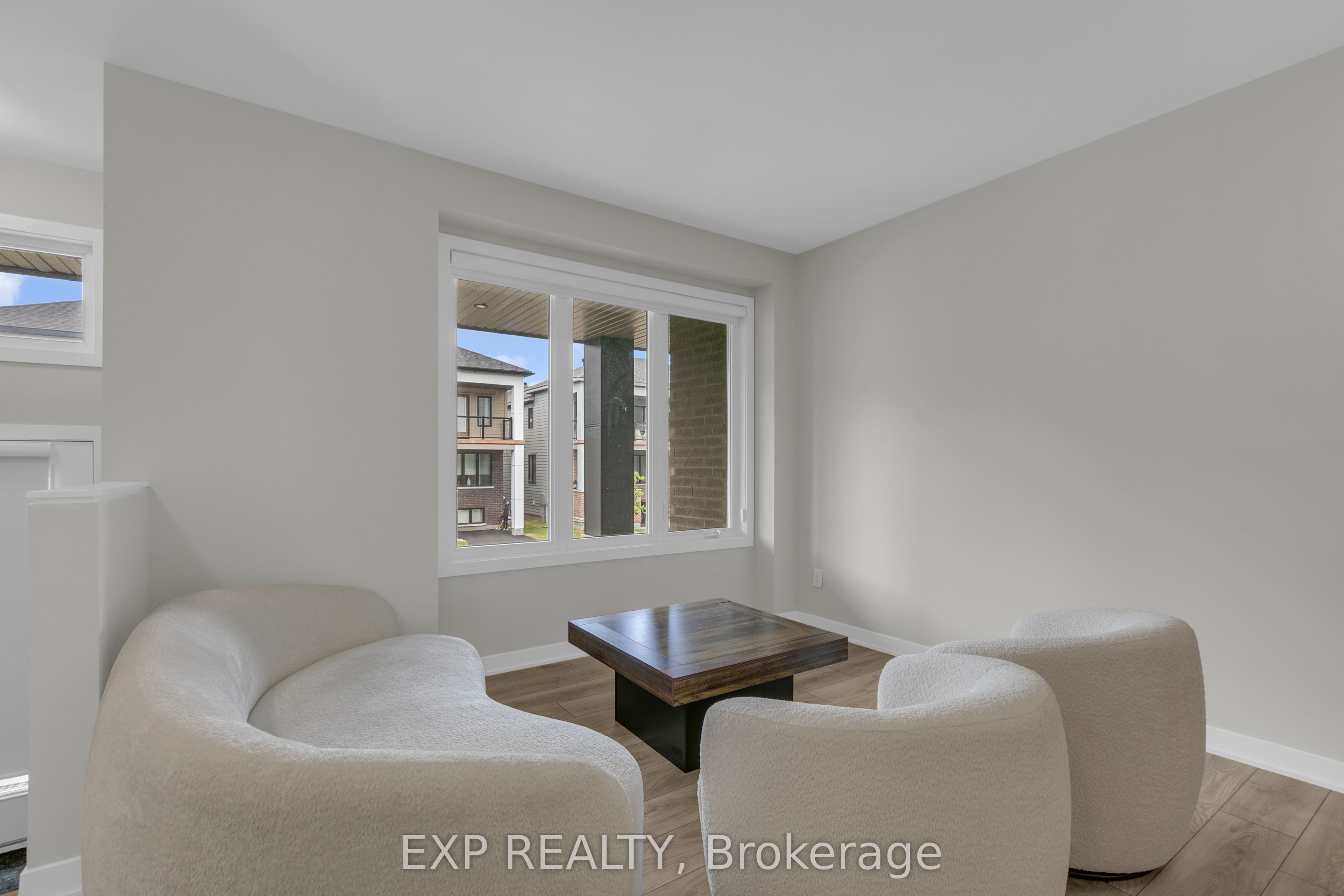 323 Catsfoot Walk, Barrhaven, ON K2J 7G9 photo 5