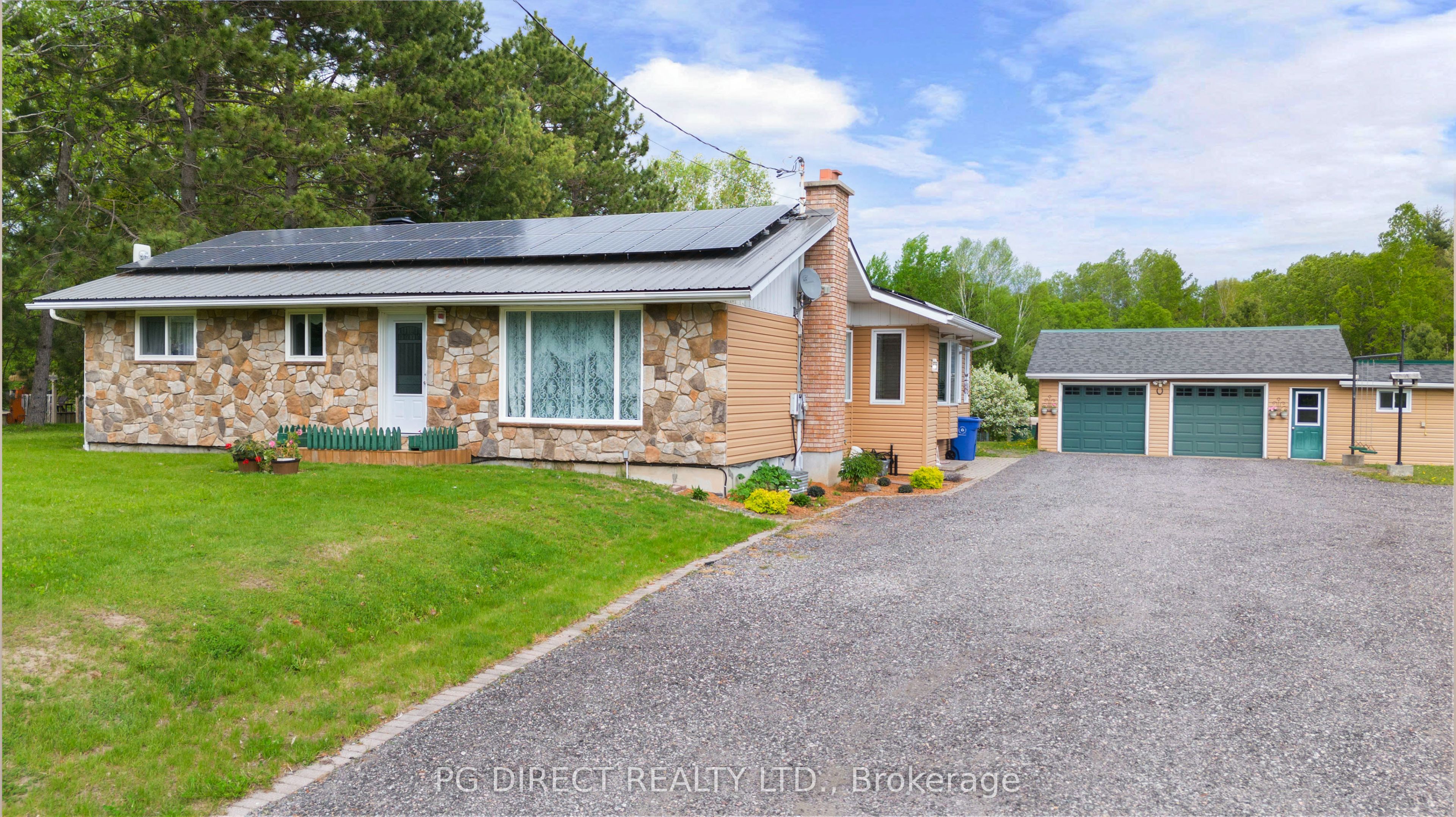 1598 Corbeil Road, East Ferris, ON P0H 1K0
