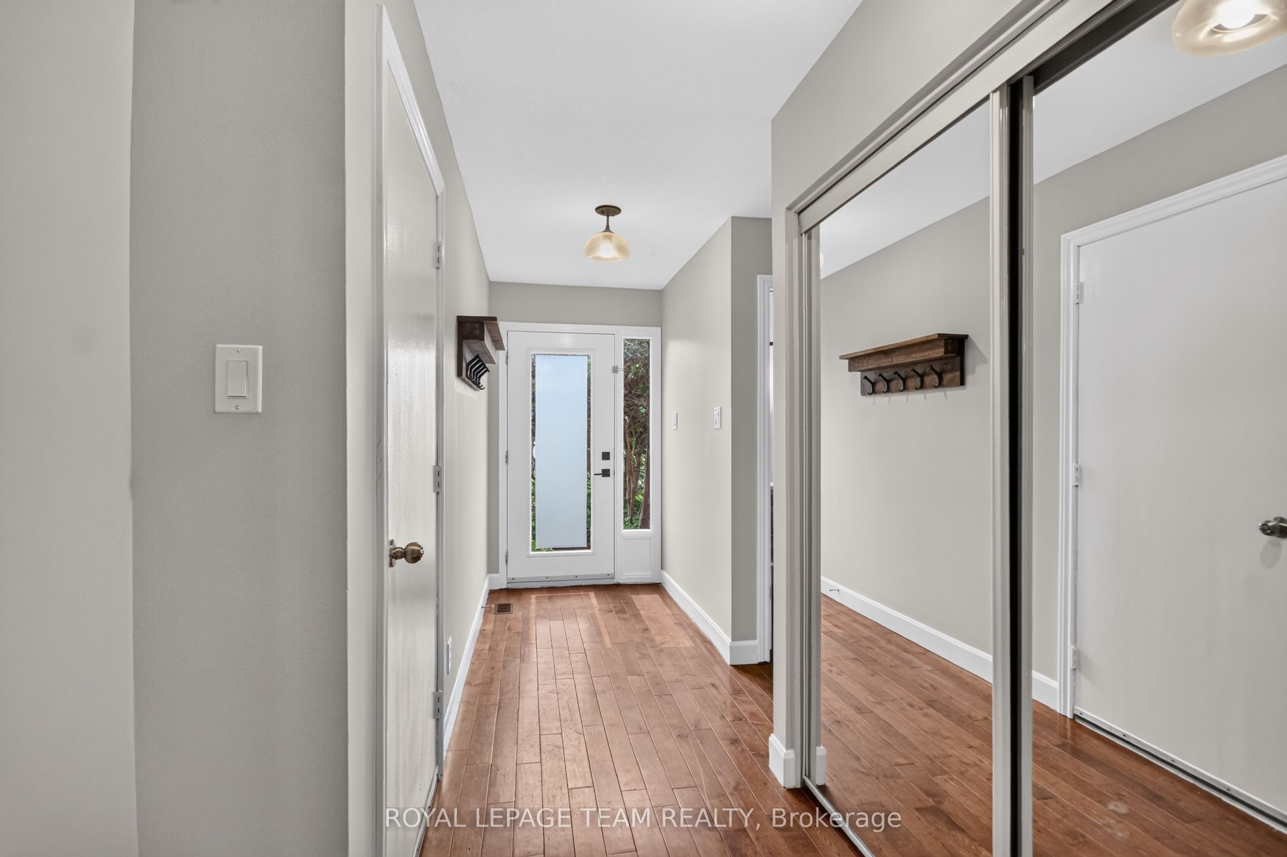 18 Chisholm Court 9, Kanata, ON K2K 1E2 photo 5