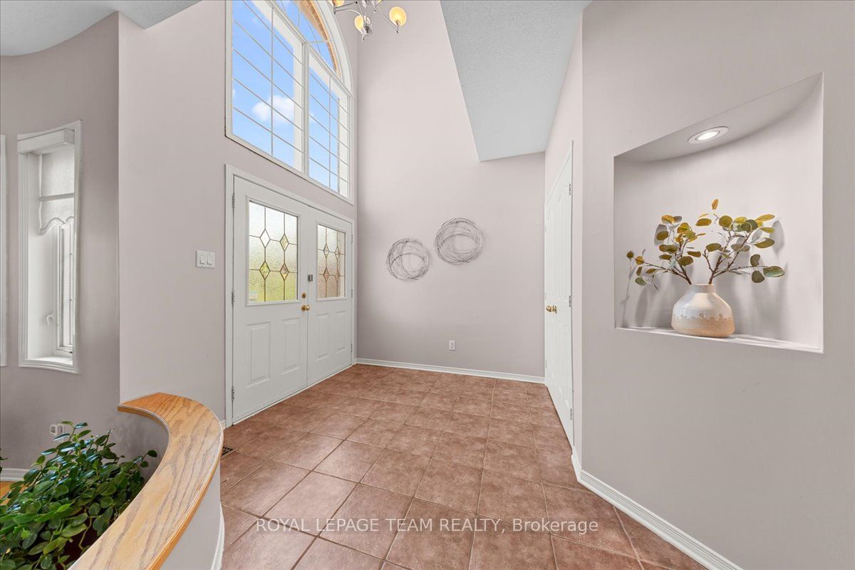 61 Shirley's Brook Drive, Kanata, ON K2K 3M8 photo 5