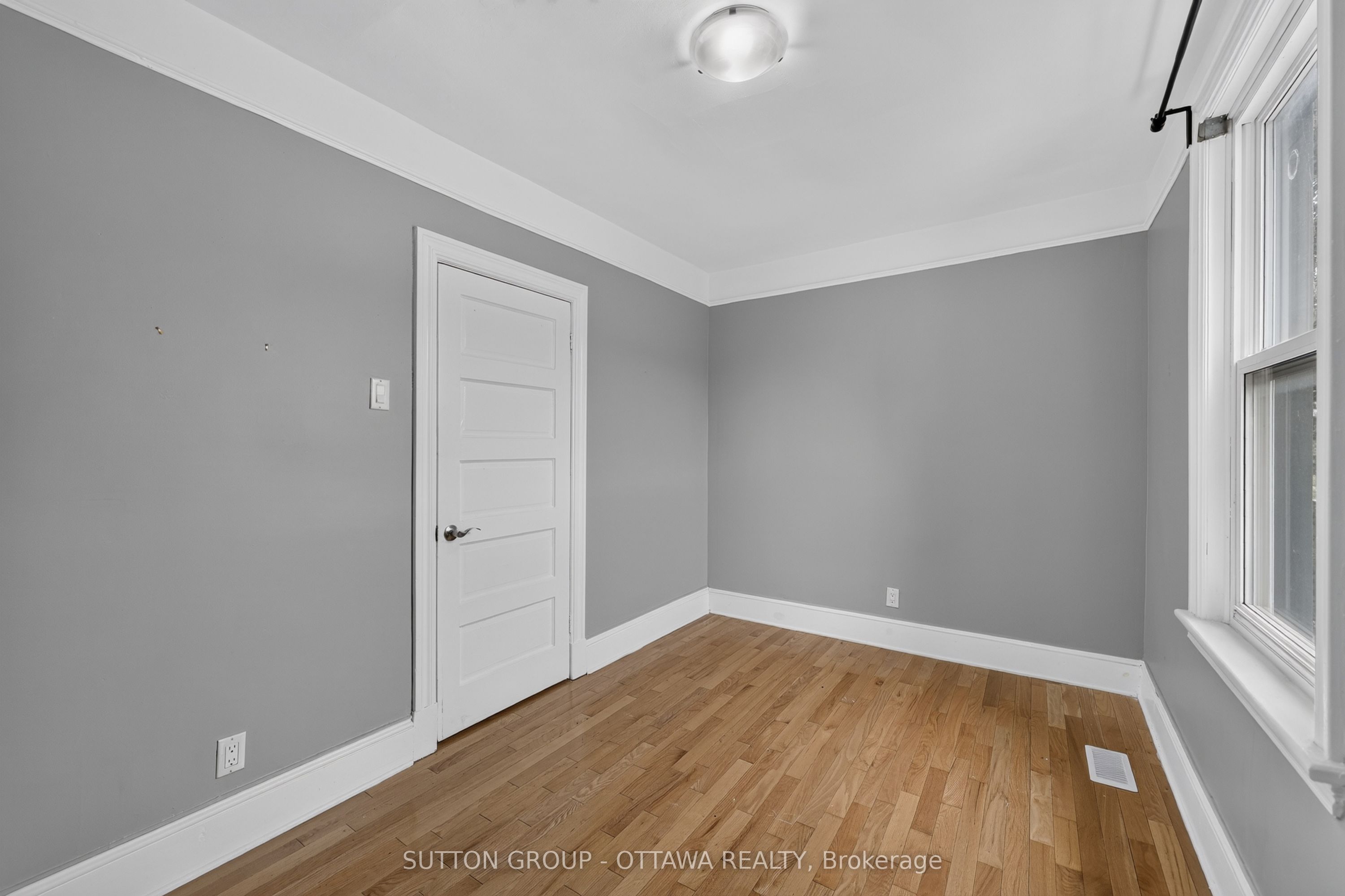 293 Olmstead Street, Vanier and Kingsview Park, ON K1L 7J9 photo 4