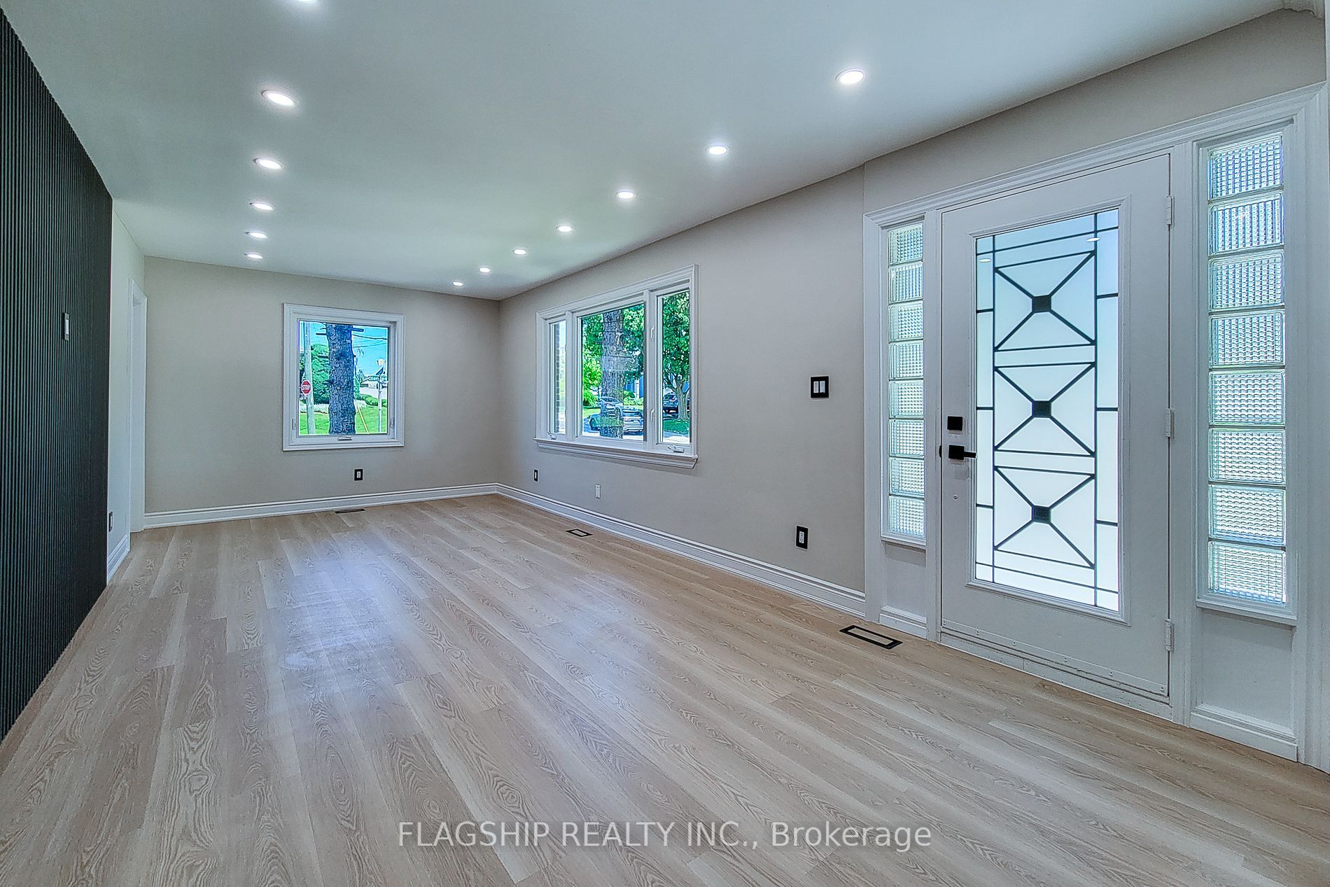 292 Glenholme Avenue, Hamilton, ON L8K 3M3 photo 3