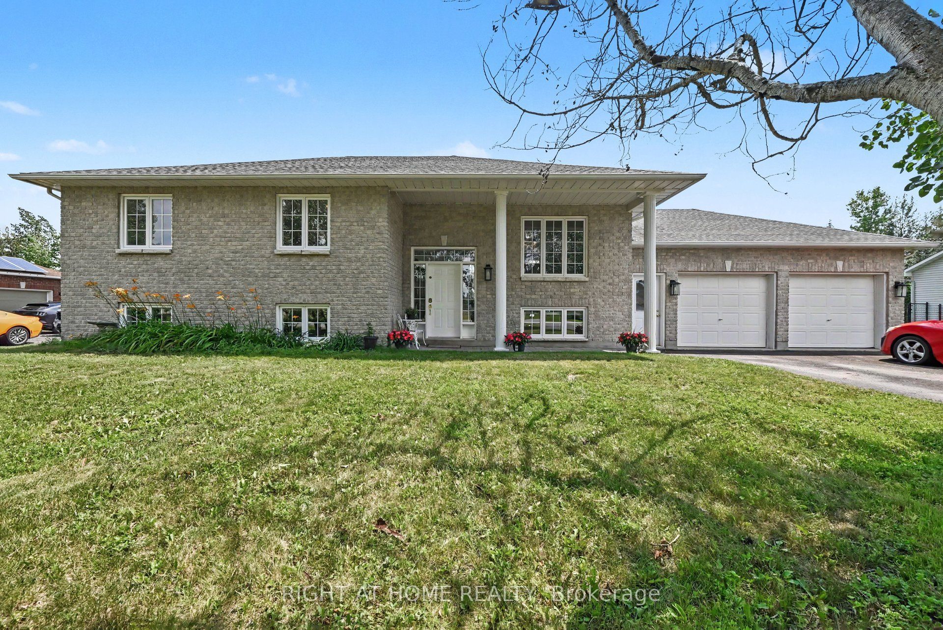 1588 Scottanne Street, Greely - Metcalfe - Osgoode - Vernon and Area, ON K4P 1R3