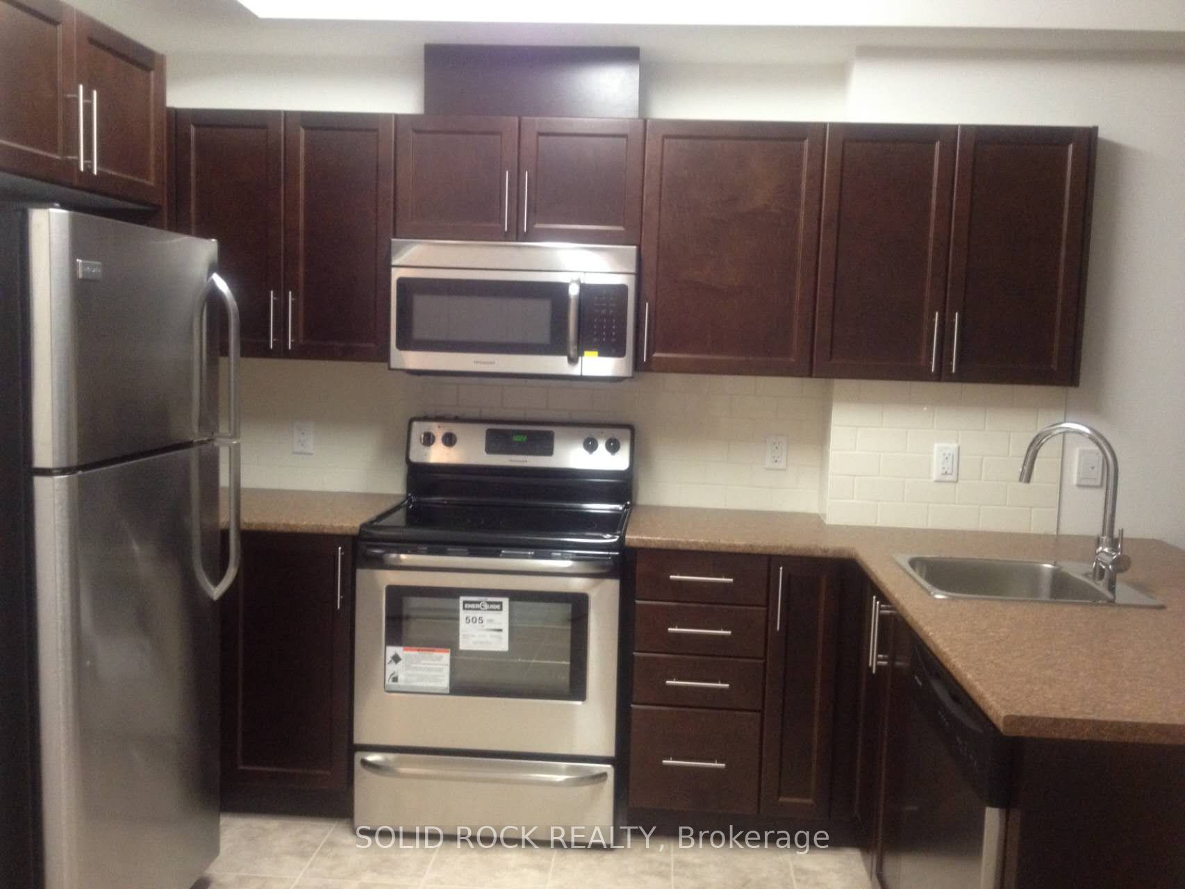 242 Rideau Street 1805, Lower Town - Sandy Hill, ON K1N 0B7 photo 3