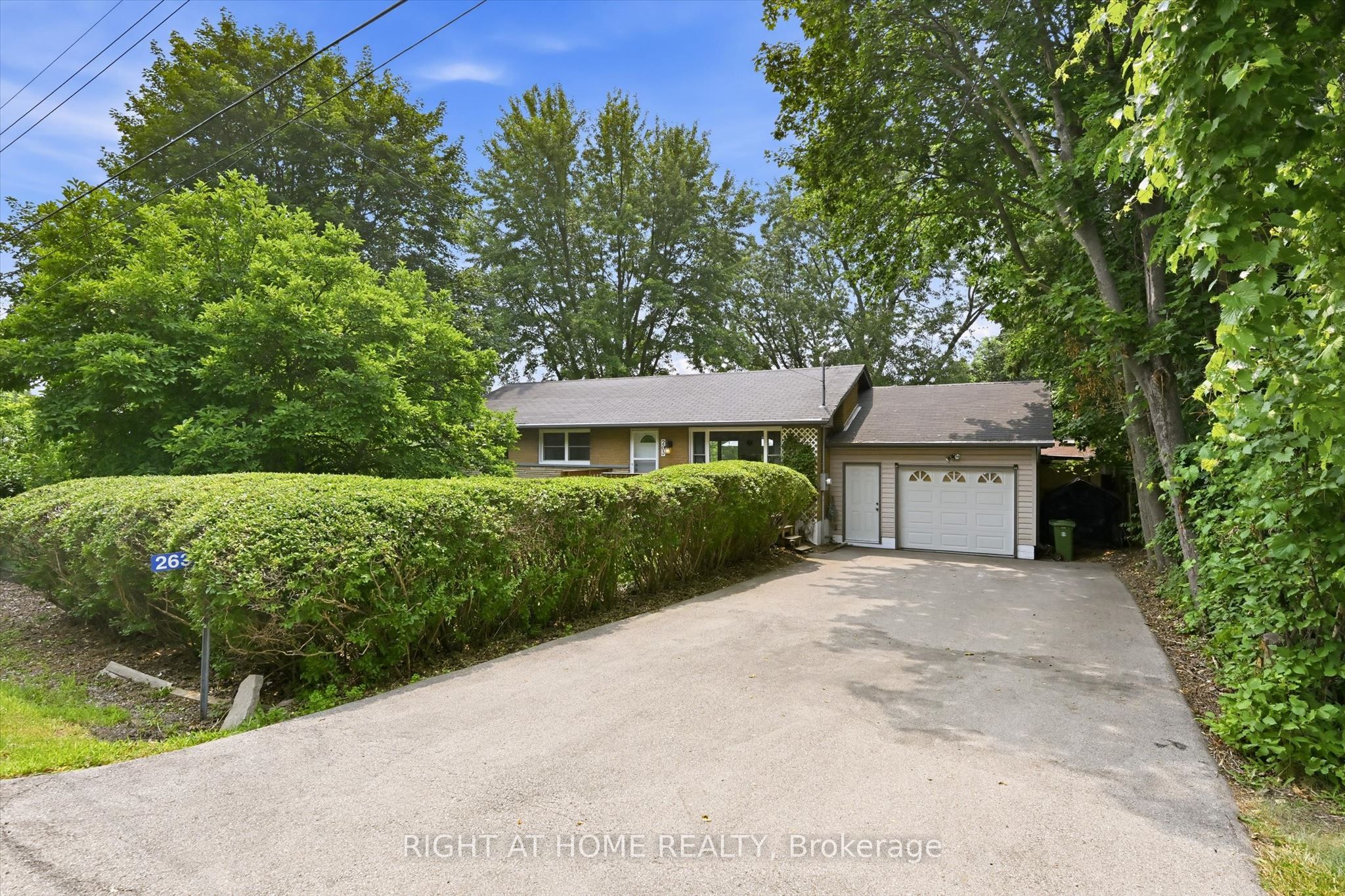 263 Weir's Lane, Hamilton, ON L9H 5E1 photo 4