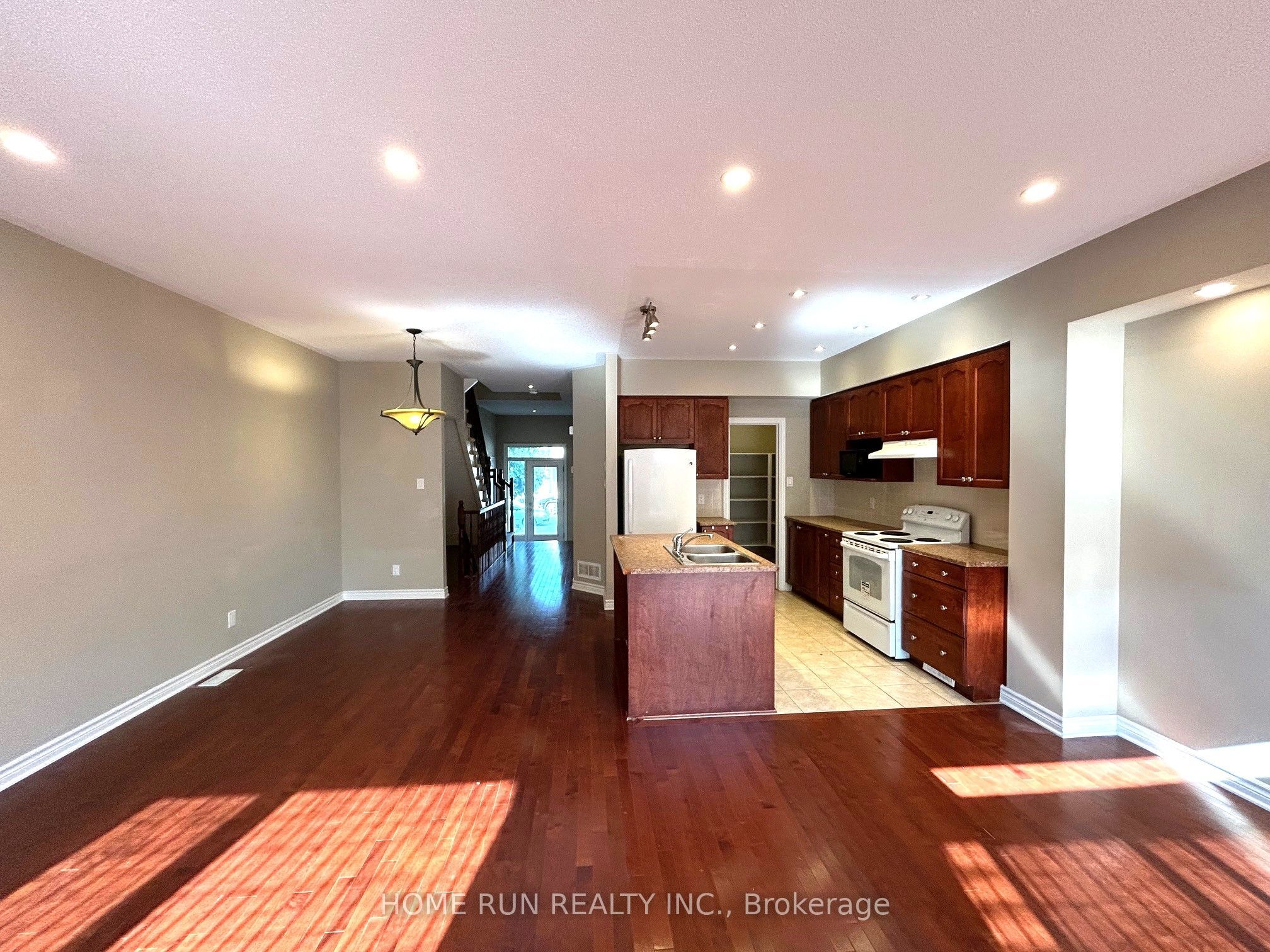 862 Fletcher Circle, Kanata, ON K2T 0B9 photo 4