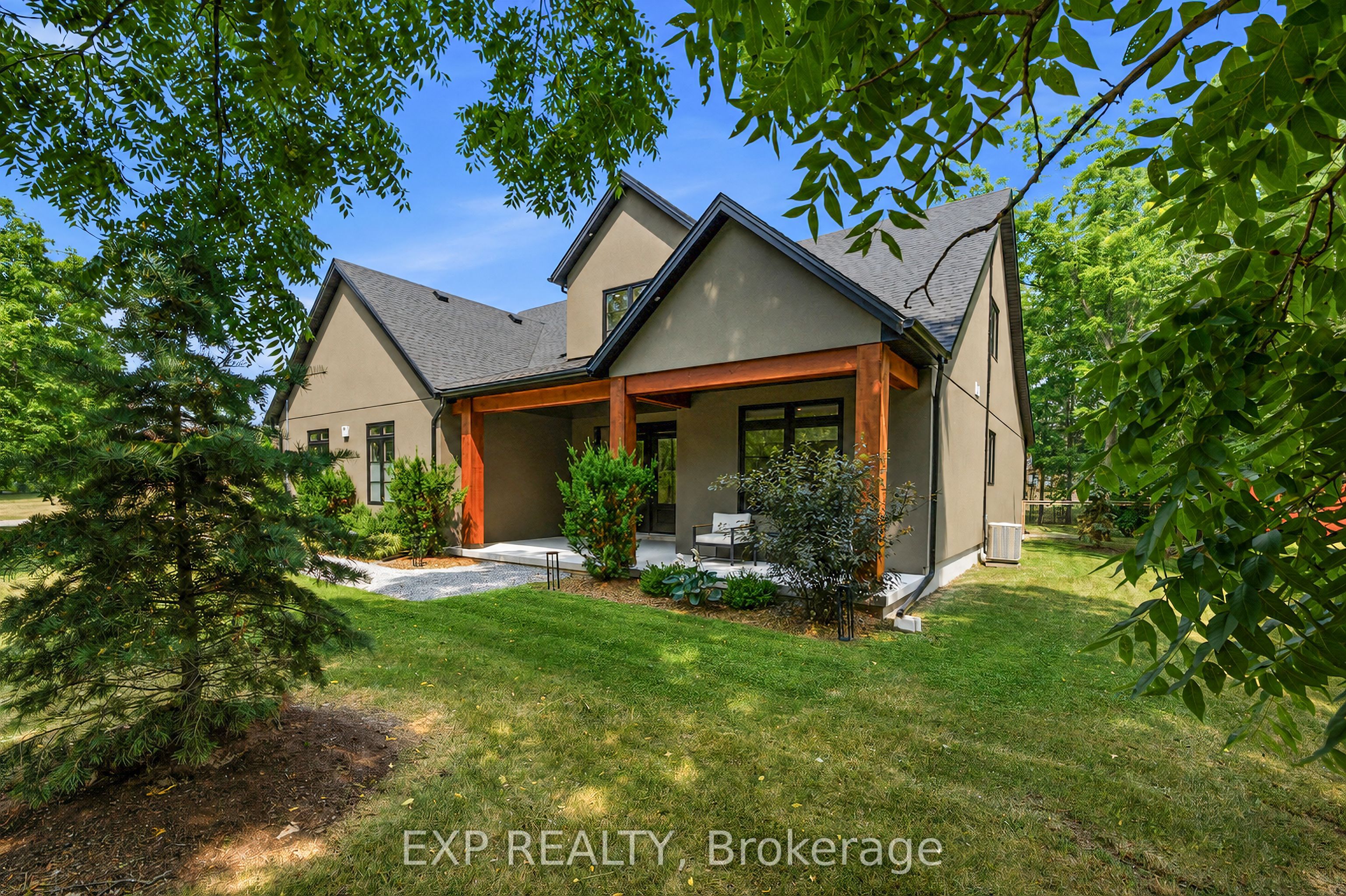 3001 Ozark Trail, Fort Erie, ON L0S 1N0 photo 2