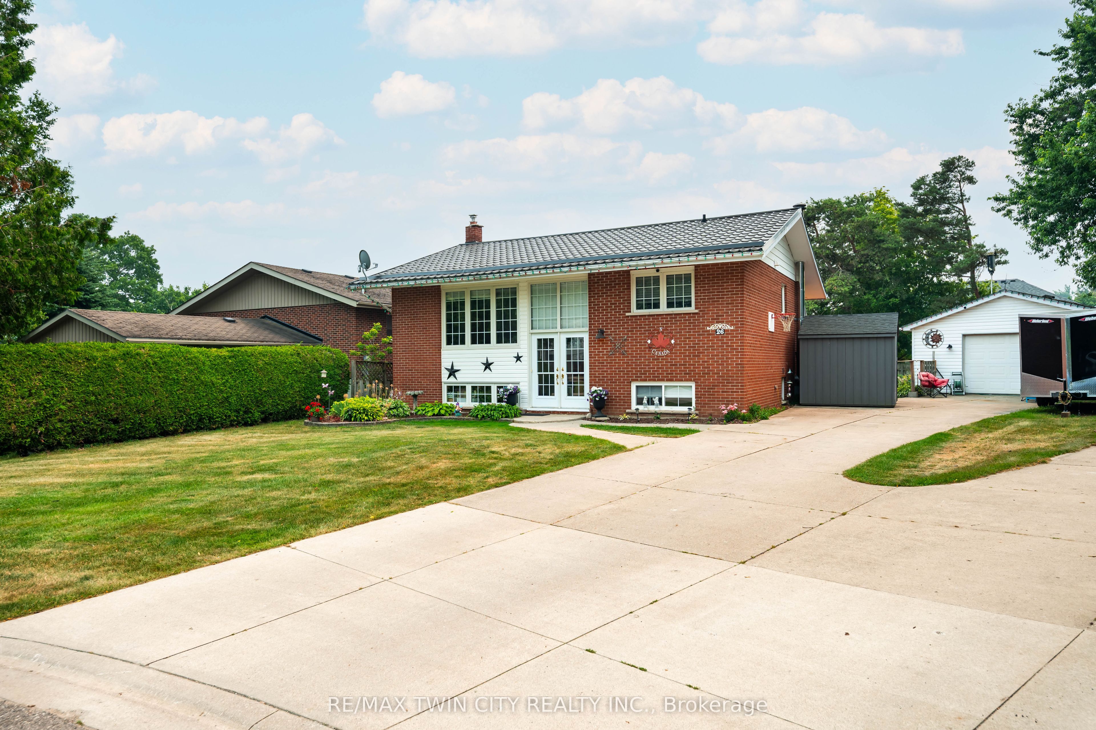 26 Baker Court, East Luther Grand Valley, ON L9W 5L6 photo 3