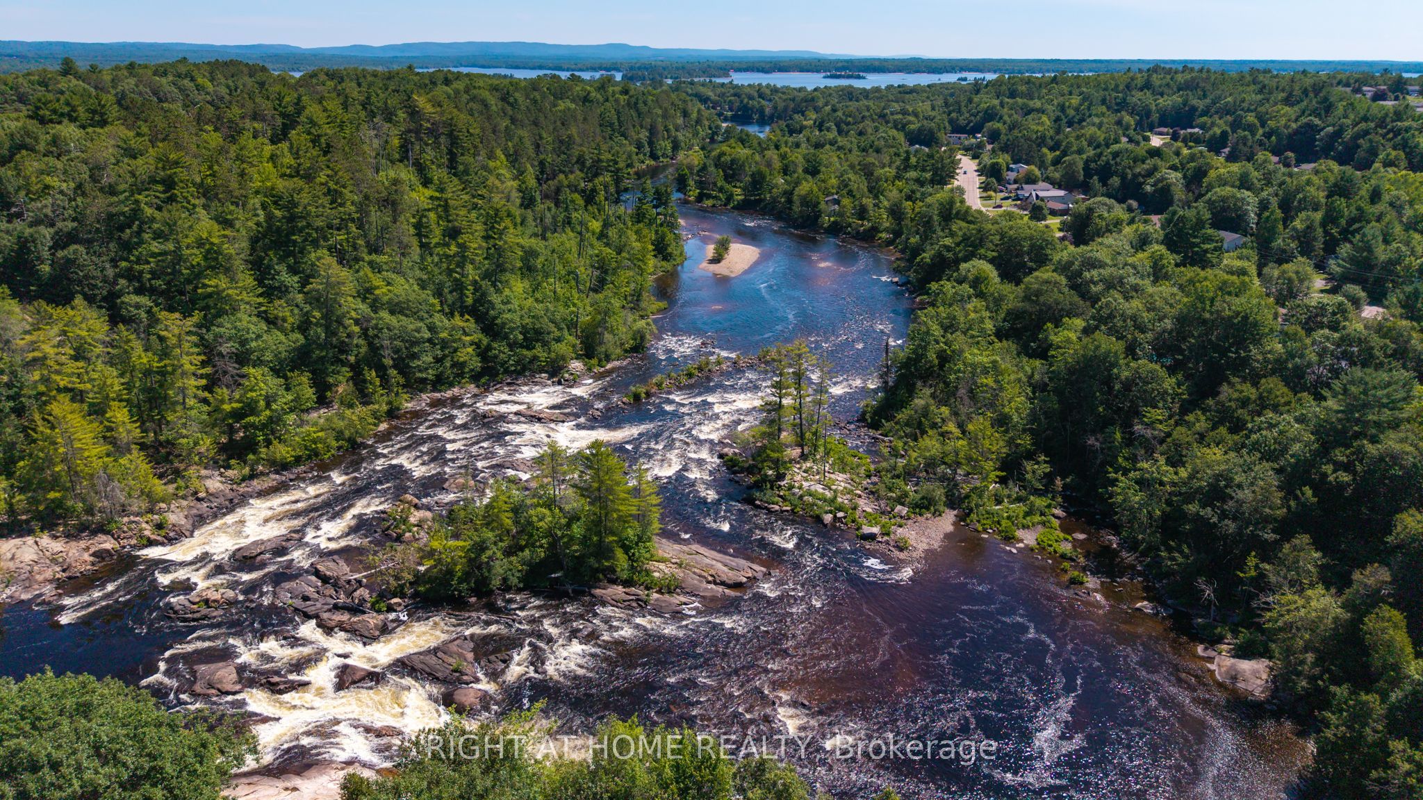 36 Northbrook Road, Petawawa, ON K8H 3N5 photo 3