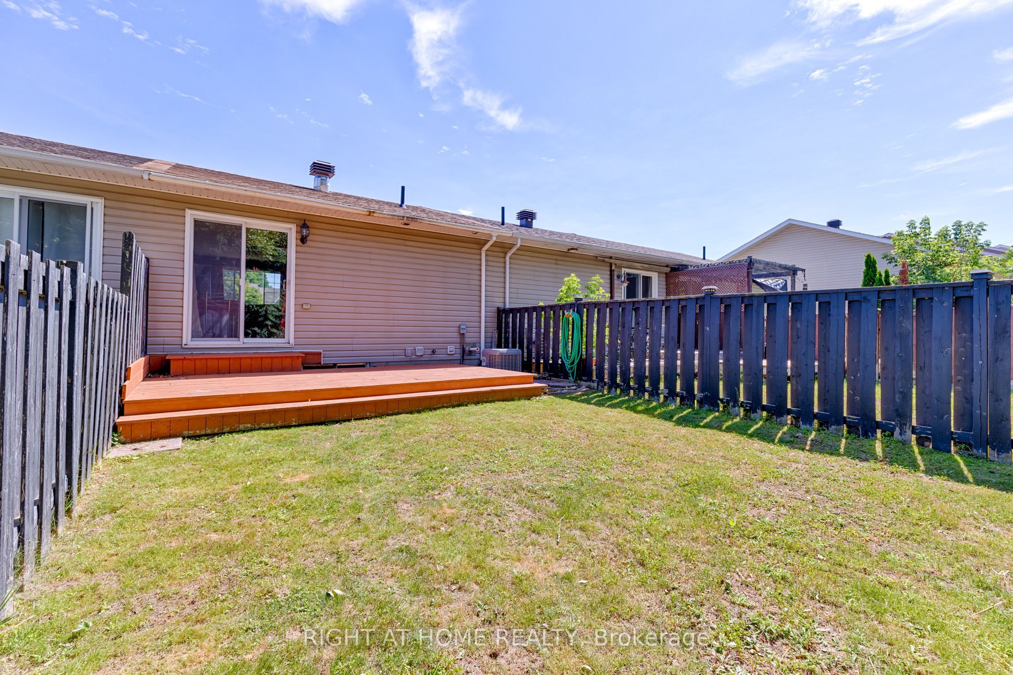 36 Northbrook Road, Petawawa, ON K8H 3N5 photo 5