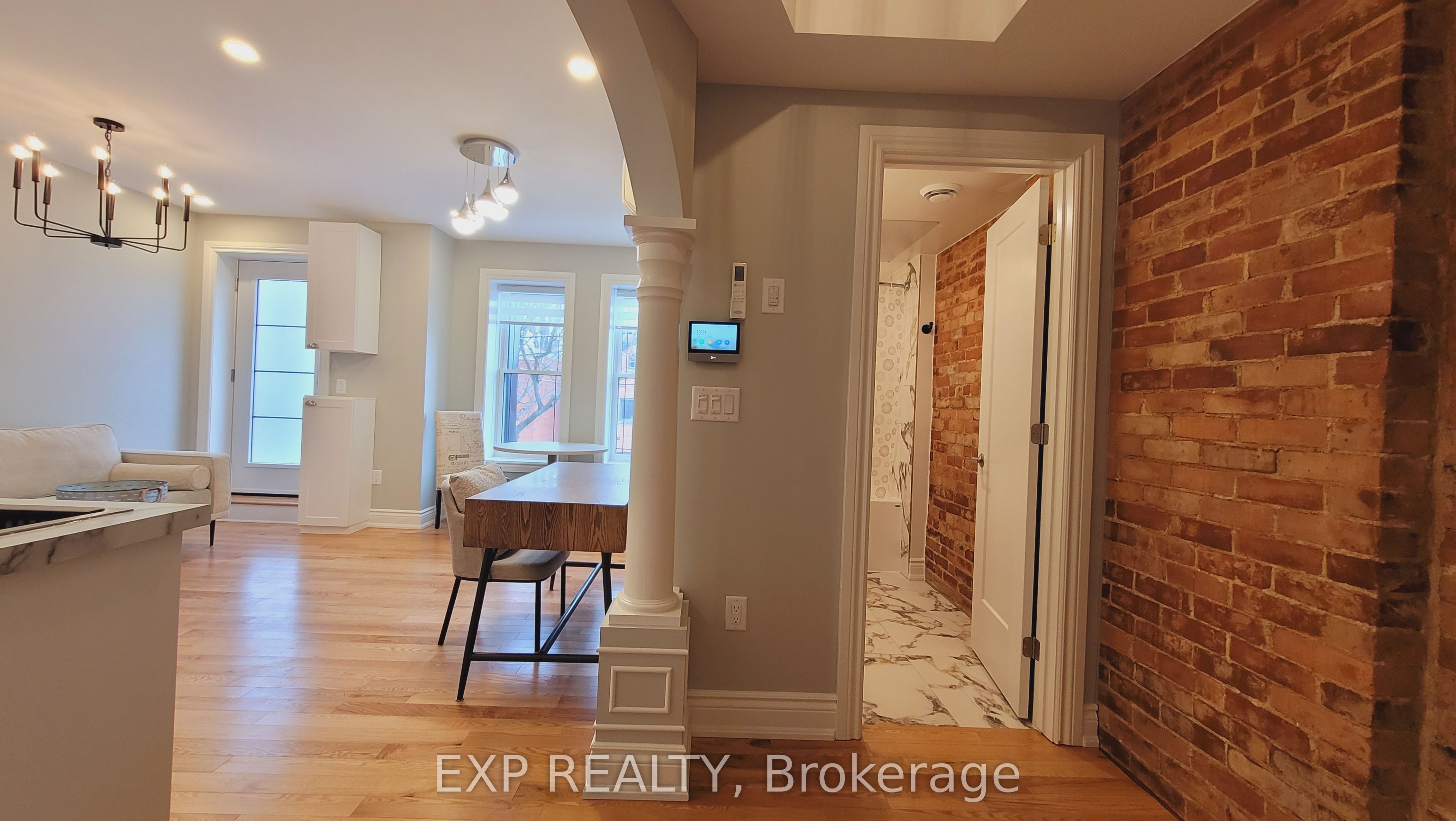 157 James Street 202, Ottawa Centre, ON K1R 5M4 photo 5