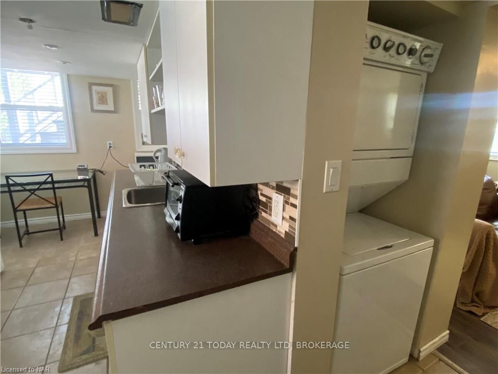 6042 CULP STREET Street LOWER UNIT, Niagara Falls, ON L2G 2B7 photo 4