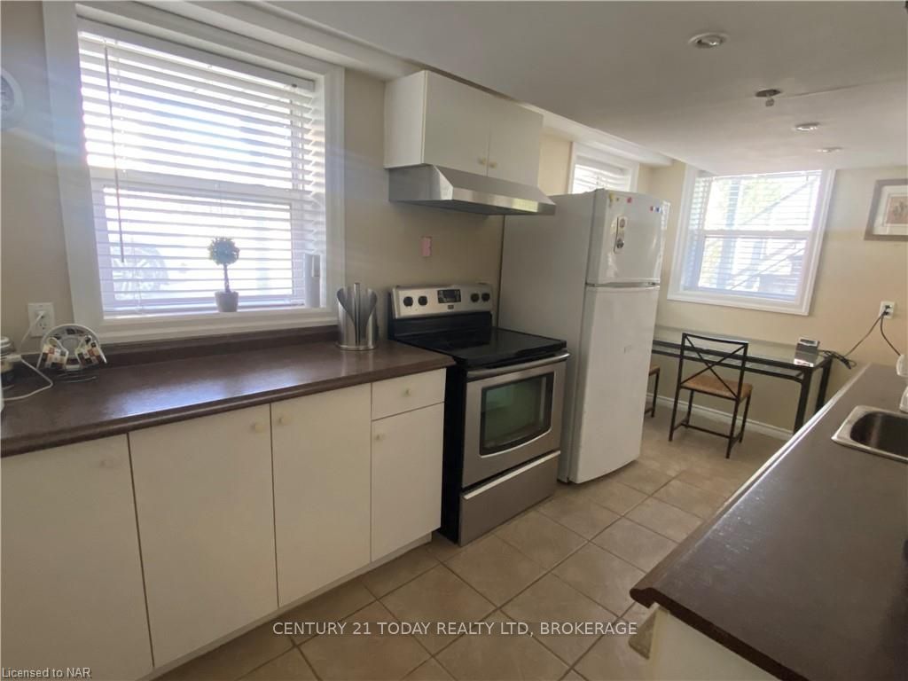 6042 CULP STREET Street LOWER UNIT, Niagara Falls, ON L2G 2B7 photo 5