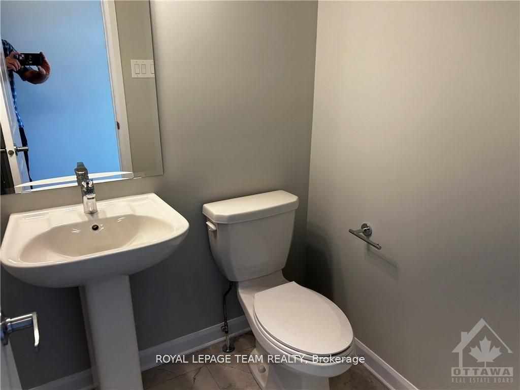 179 Shallow Pond Place, Orleans - Cumberland and Area, ON K4A 5P4 photo 2