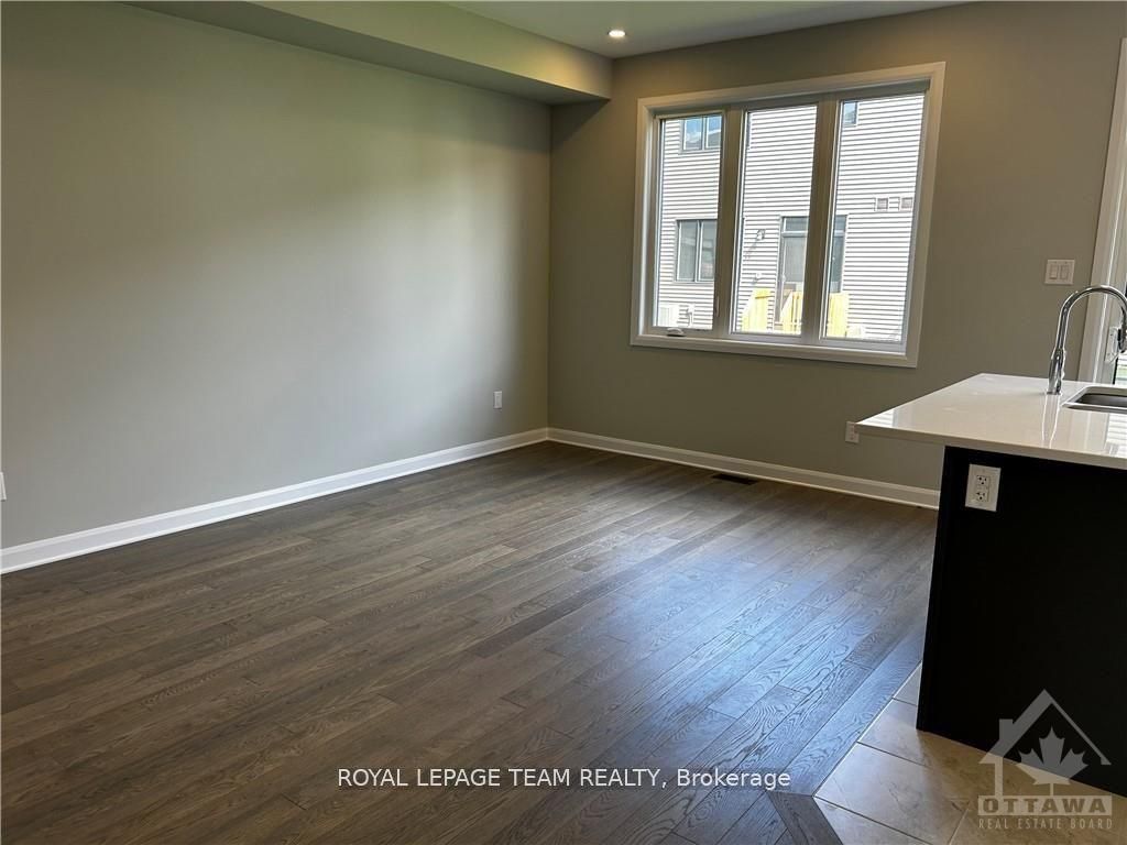 179 Shallow Pond Place, Orleans - Cumberland and Area, ON K4A 5P4 photo 4