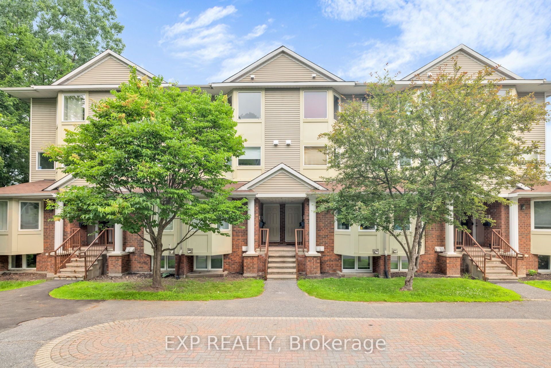 1400 WILDBERRY Court 30, Orleans - Convent Glen and Area, ON K1C 7K6