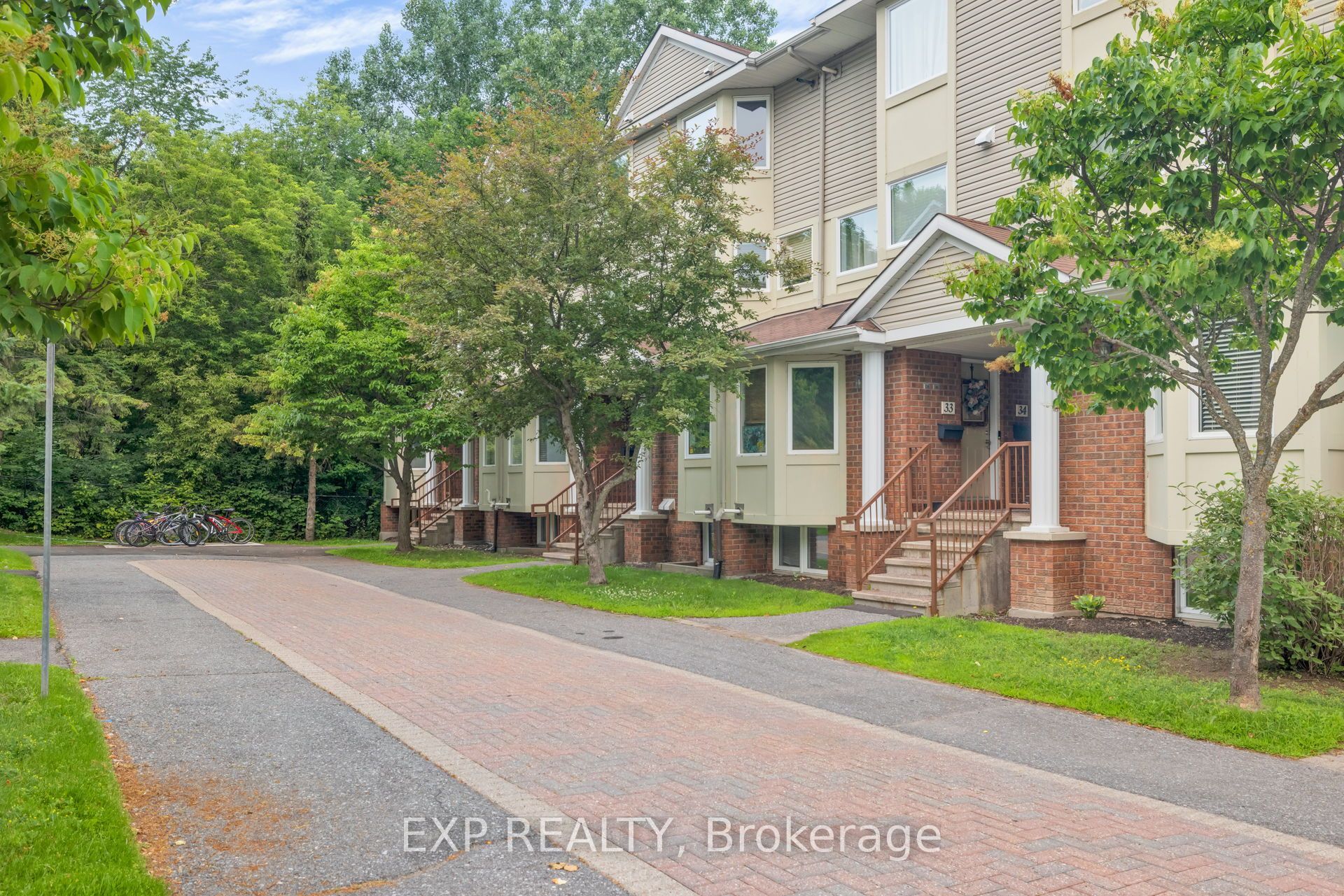 1400 WILDBERRY Court 30, Orleans - Convent Glen and Area, ON K1C 7K6 photo 3