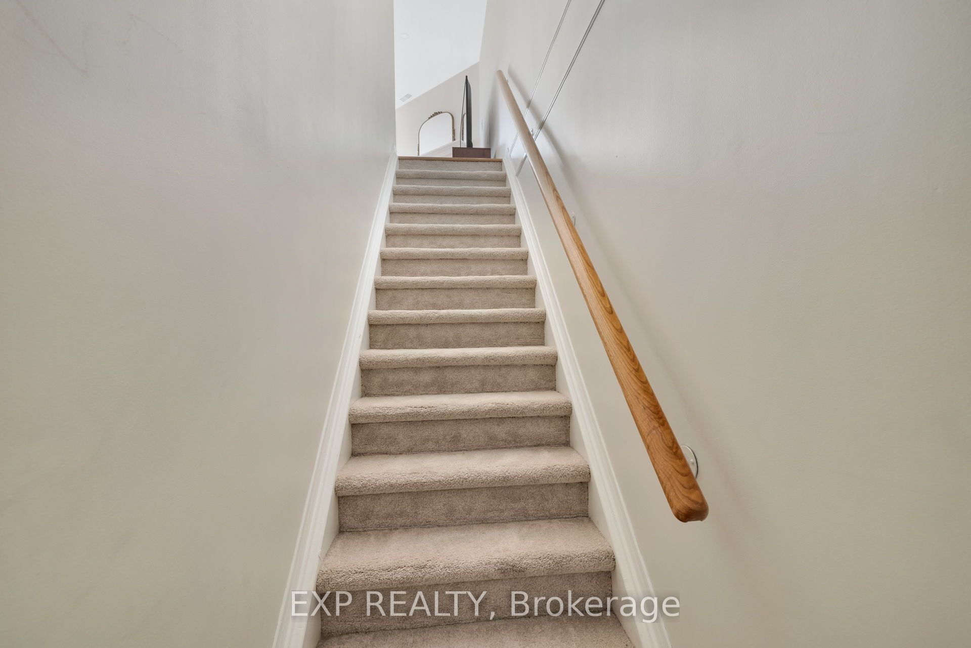 1400 WILDBERRY Court 30, Orleans - Convent Glen and Area, ON K1C 7K6 photo 4