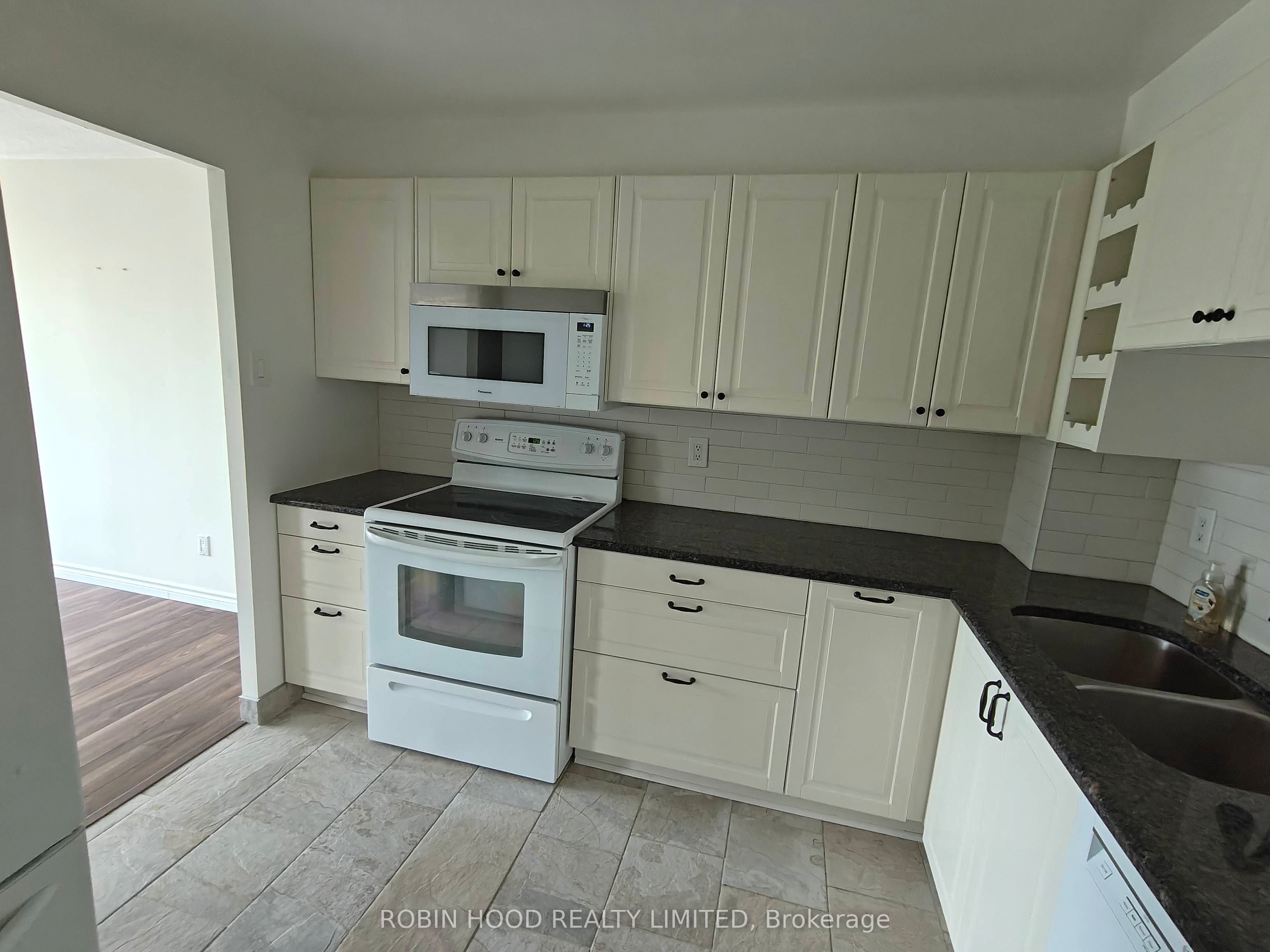 960 Teron Road 608, Kanata, ON K2K 2B6 photo 3