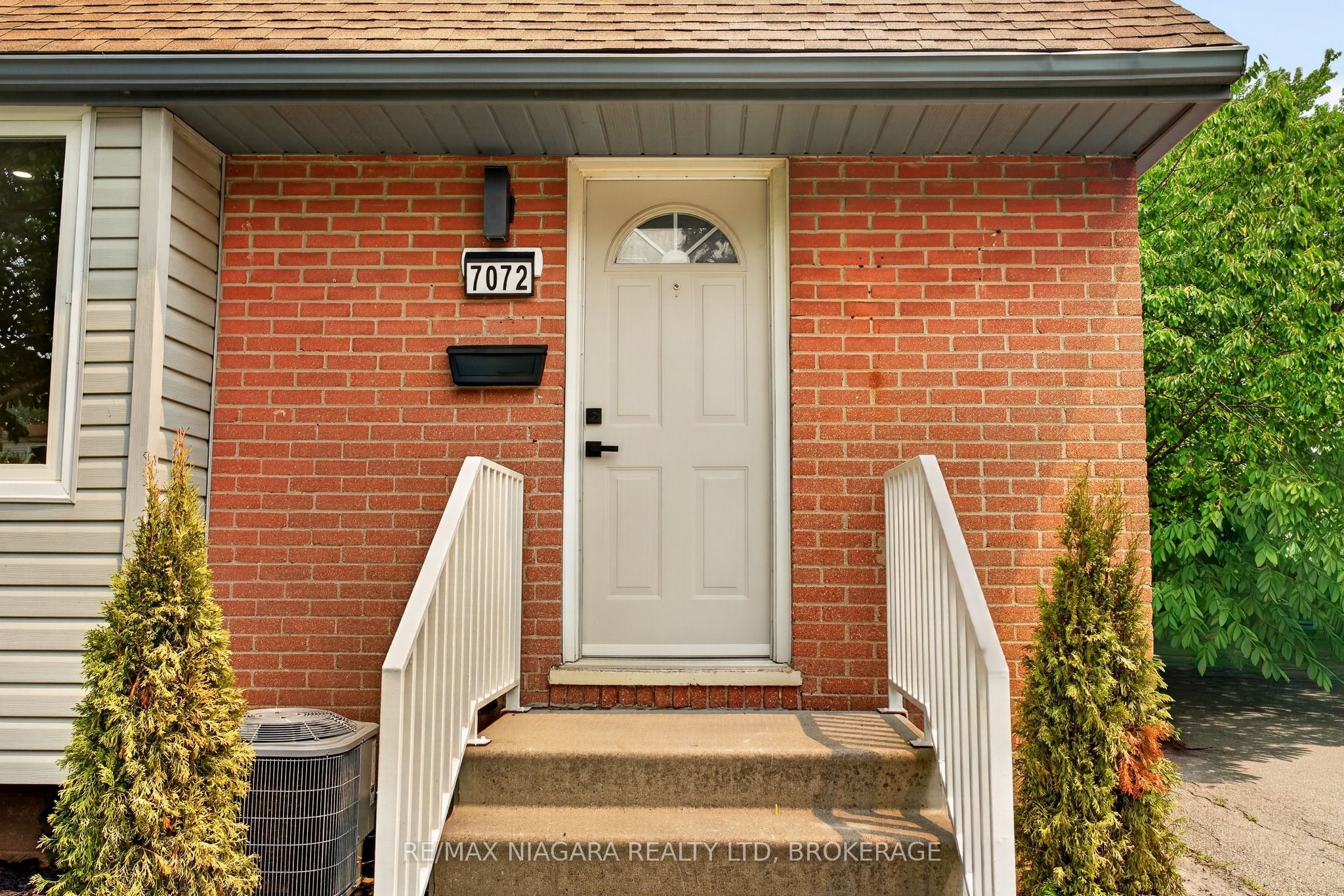 7072 Dell Avenue, Niagara Falls, ON L2G 4W3 photo 5