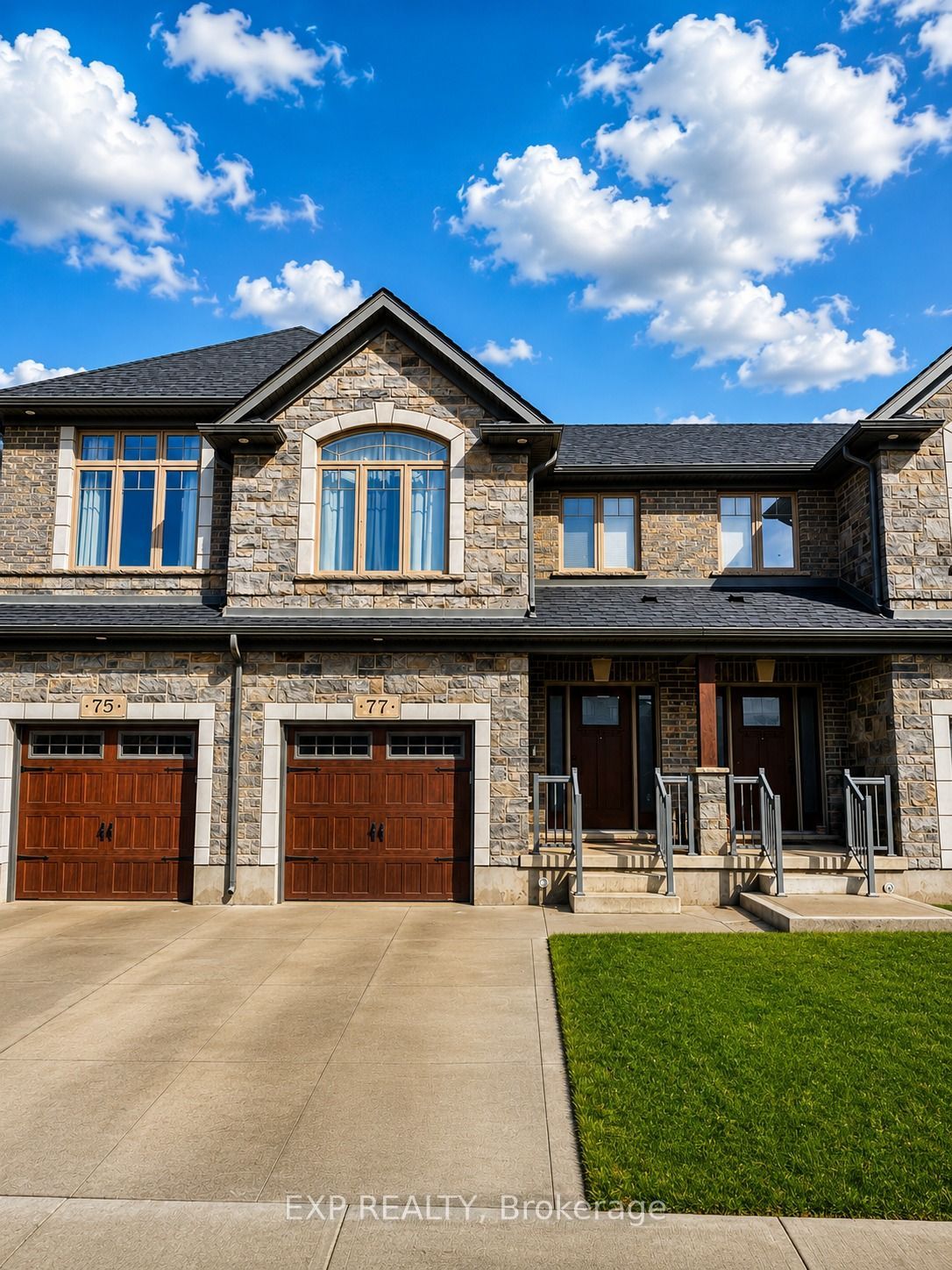 77 Hollybrook Trail, Kitchener, ON N2R 0M7