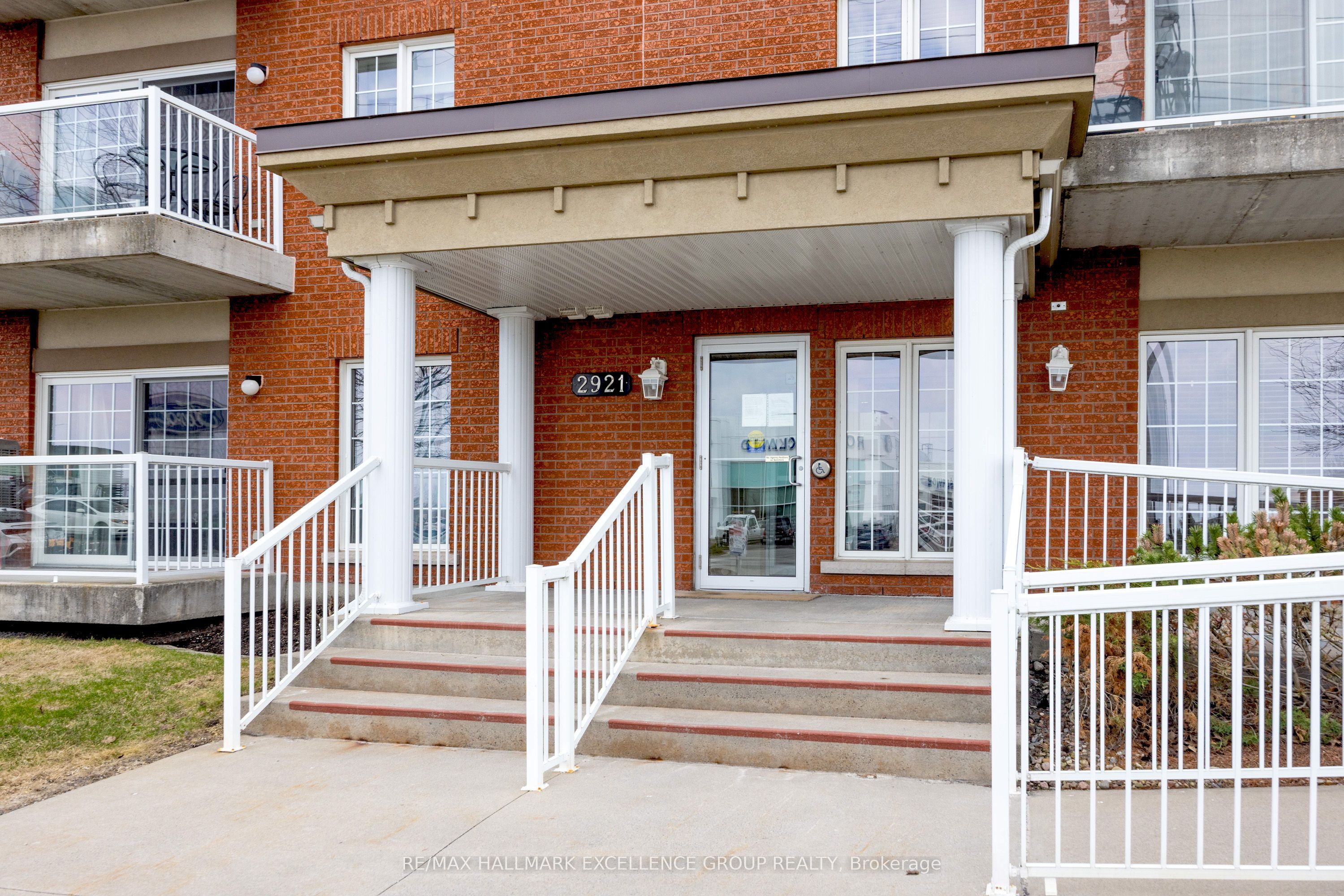 2921 Laurier Street 406, Clarence-Rockland, ON K4K 1V2 photo 3