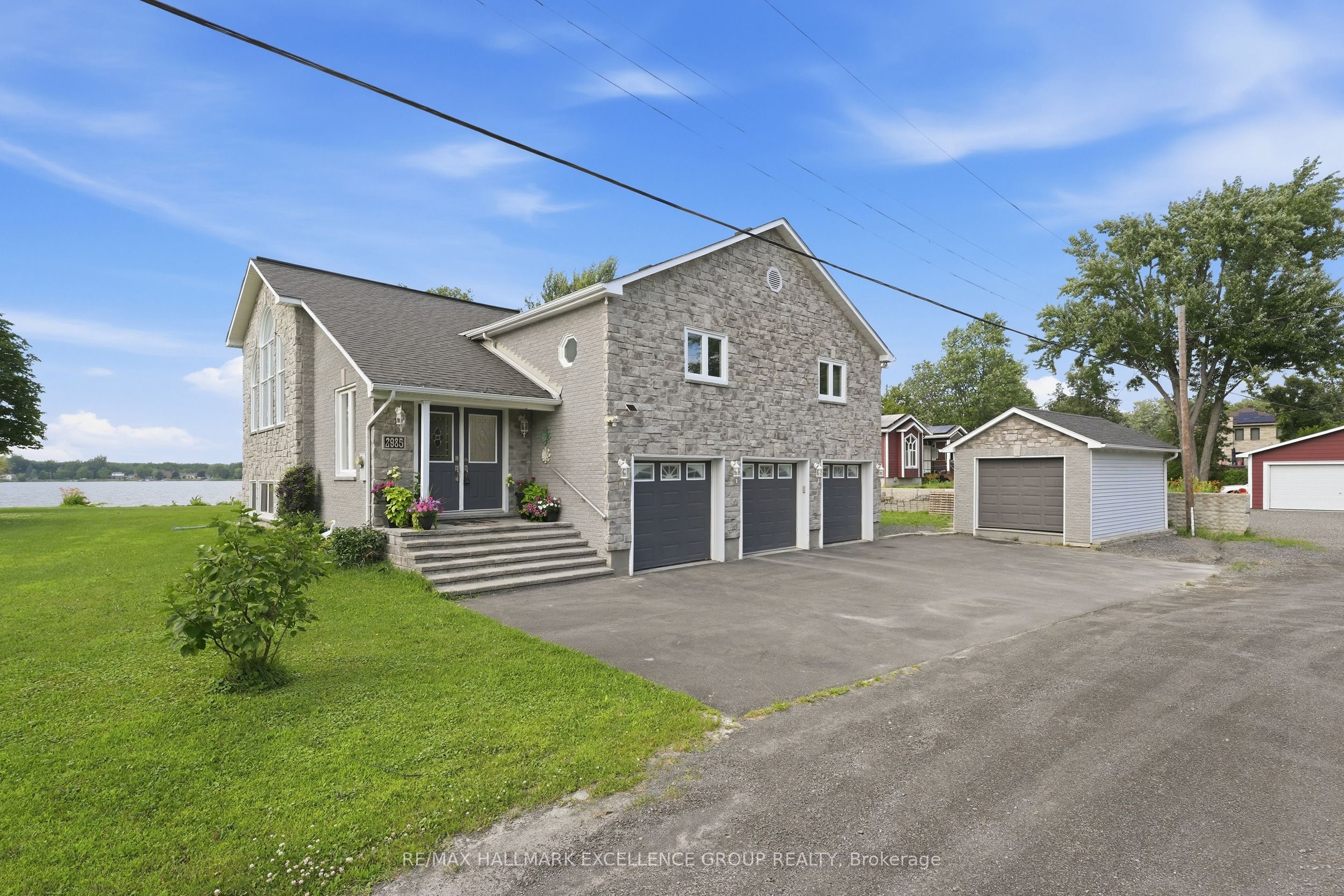 2985 Leo Lane, Orleans - Cumberland and Area, ON K4C 1A6