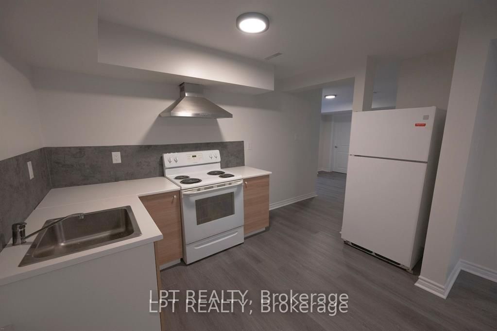 27 Rockcress Gardens, South of Baseline to Knoxdale, ON K2G 5A6 photo 5