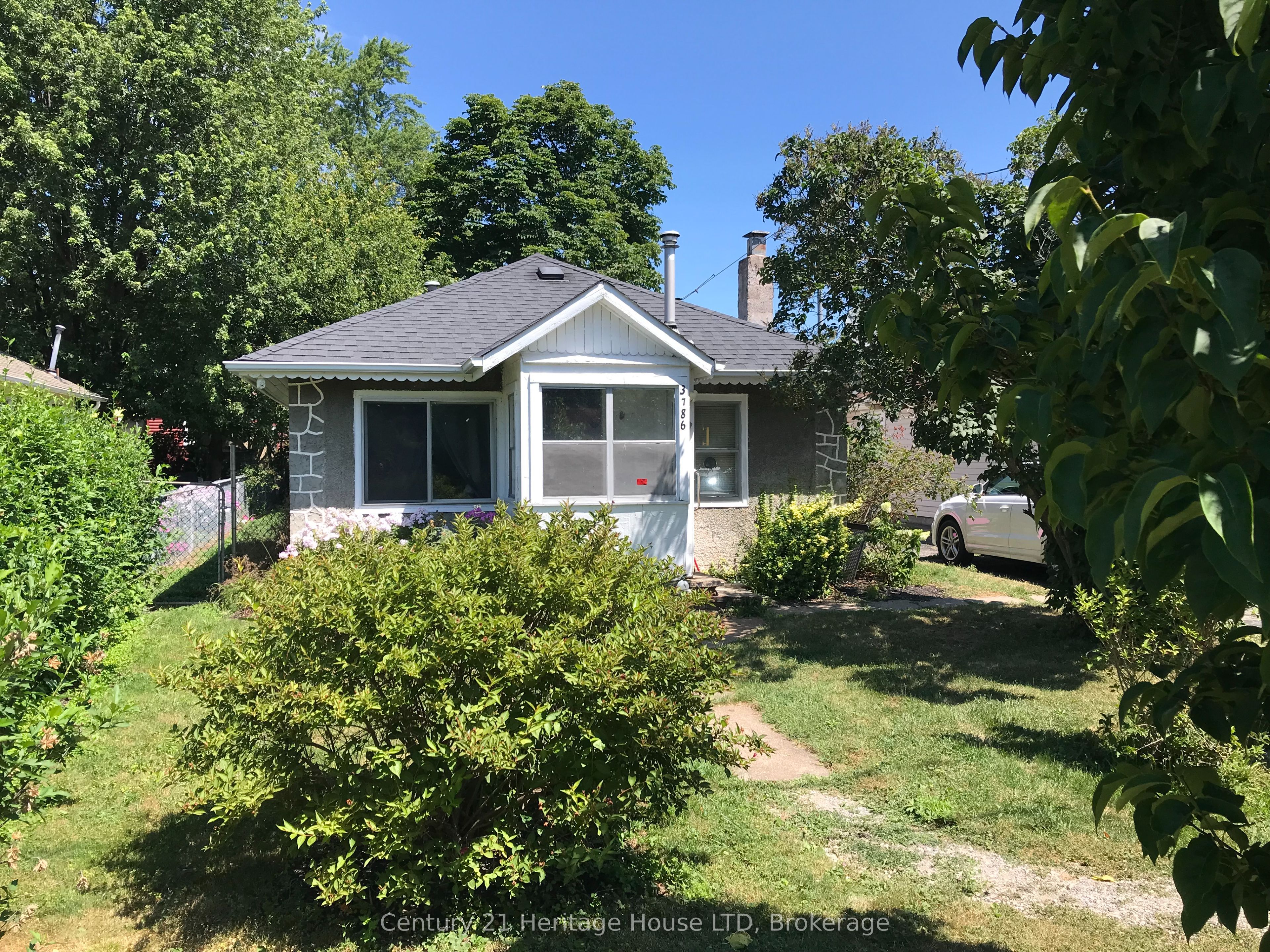 3786 Mathewson Avenue, Fort Erie, ON L0S 1B0 photo 2