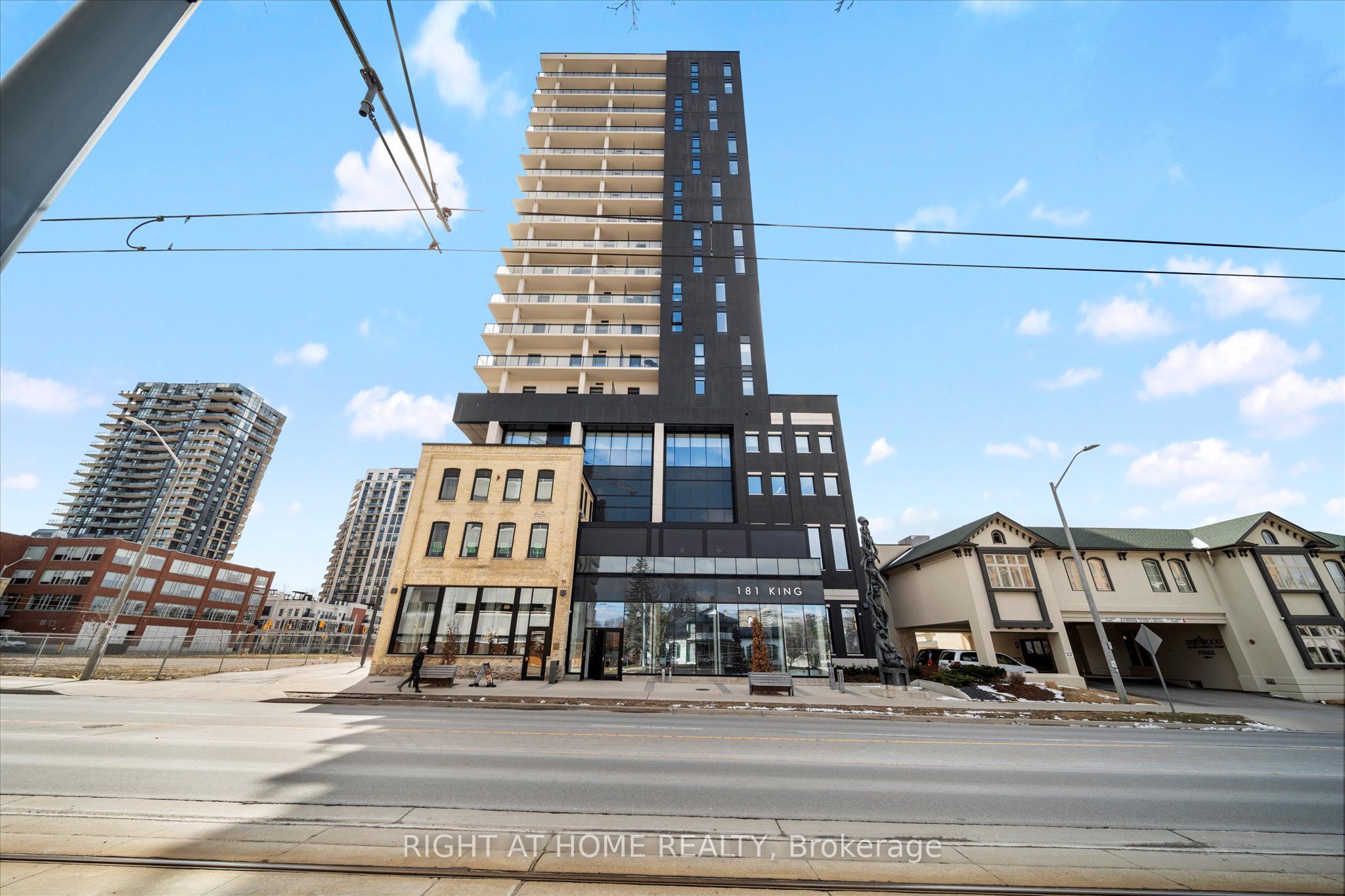 181 King Street S 1214, Waterloo, ON N2J 1P7