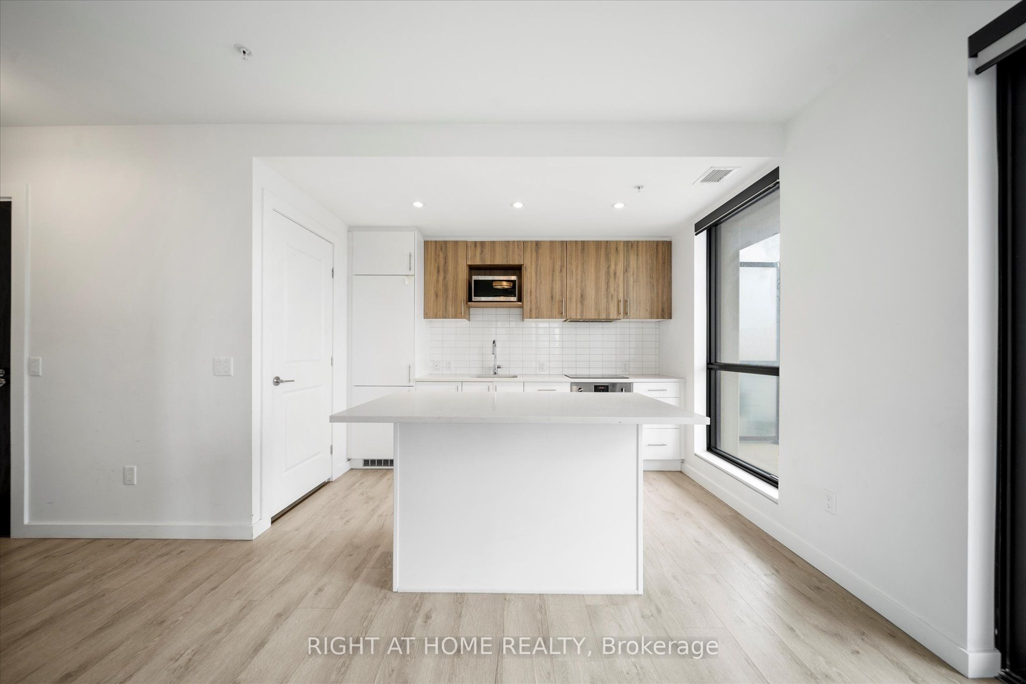 181 King Street S 1214, Waterloo, ON N2J 1P7 photo 5