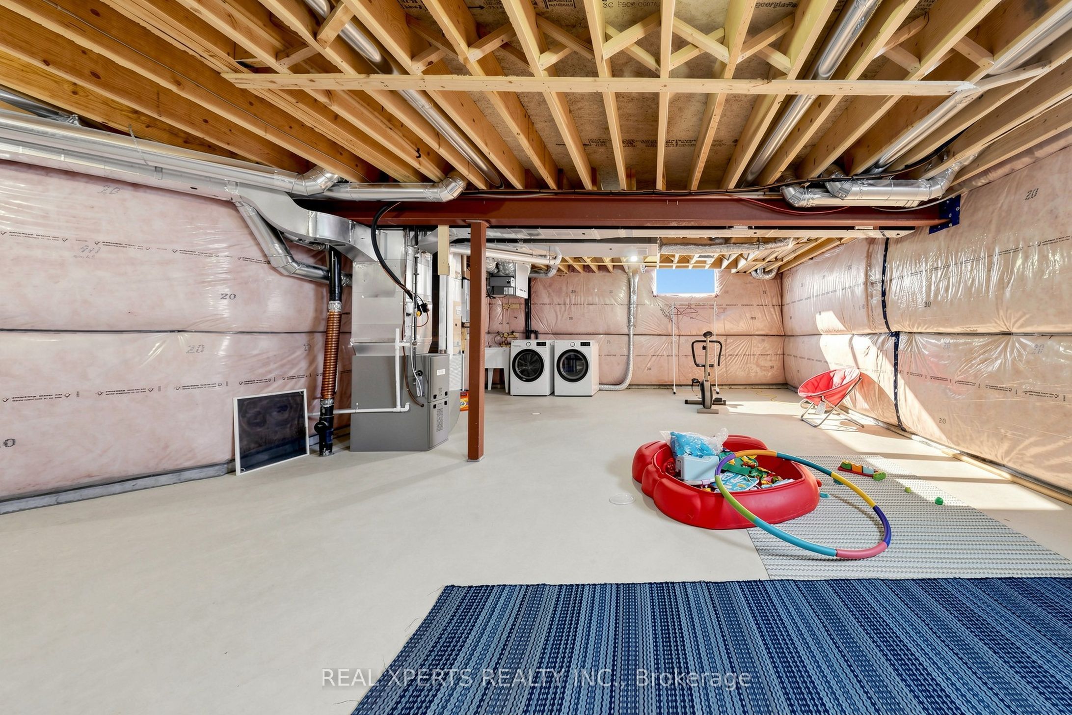 283 Rockledge Drive, Hamilton, ON L0R 1P0 photo 2