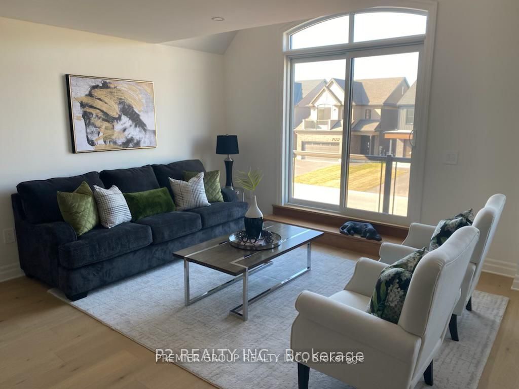 7520 Splendour Dr Drive N UPPER, Niagara Falls, ON L2H 3V8 photo 2