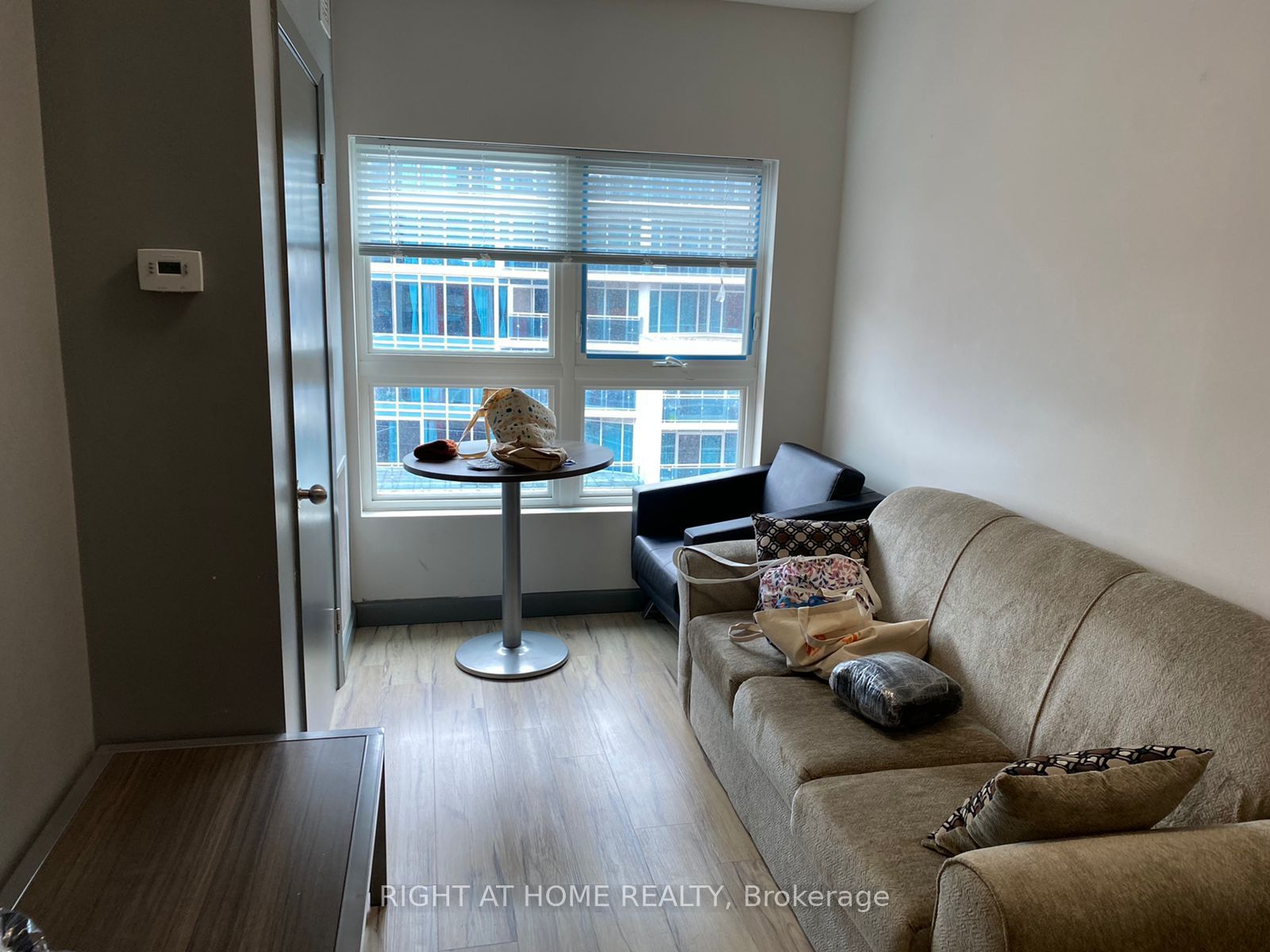 258B Sunview Street 296 (2nd Bedroom), Waterloo, ON N2L 0H7 photo 3