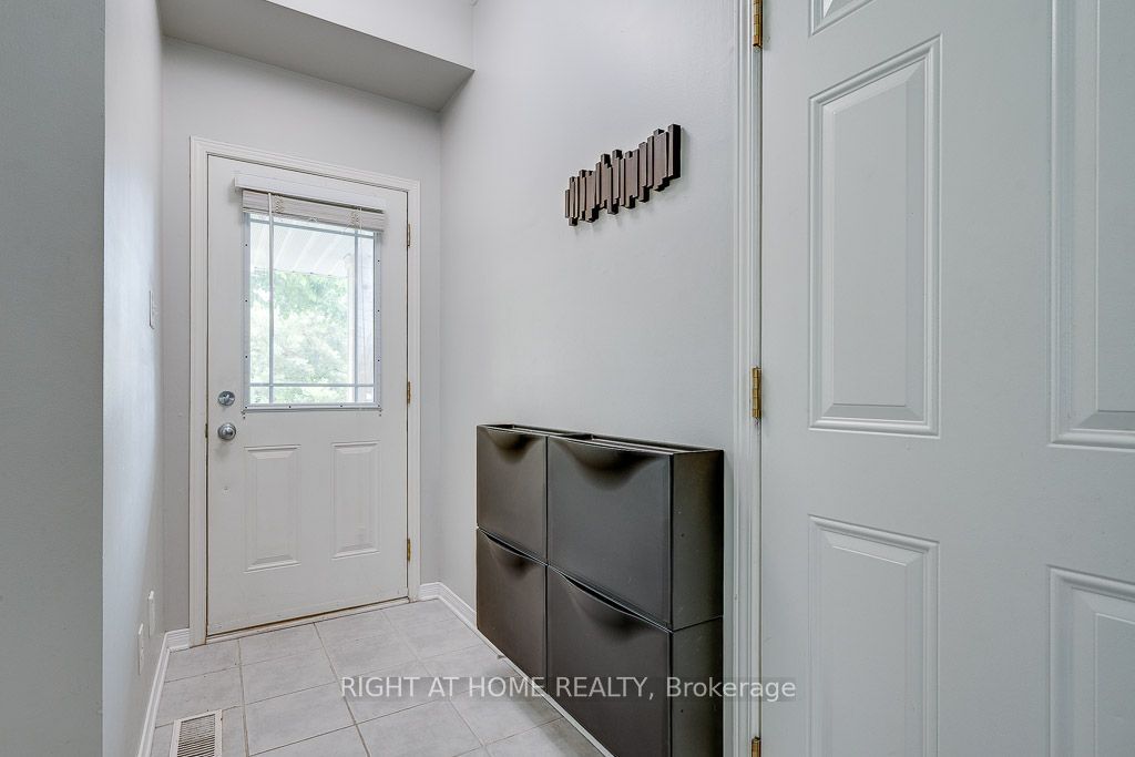 247 FELICIA Crescent, Barrhaven, ON K2G 7G2 photo 4
